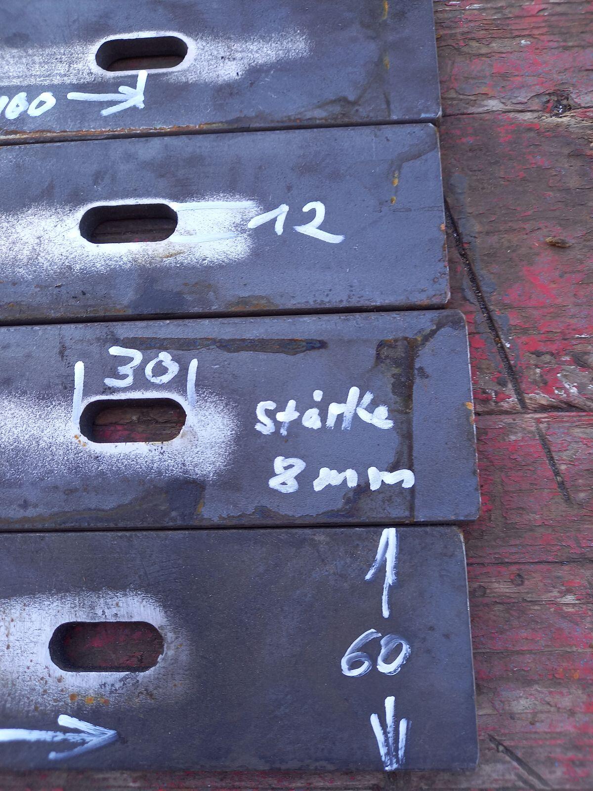 6 Flacheisen 60x8 mit 2 Langlöchern 3