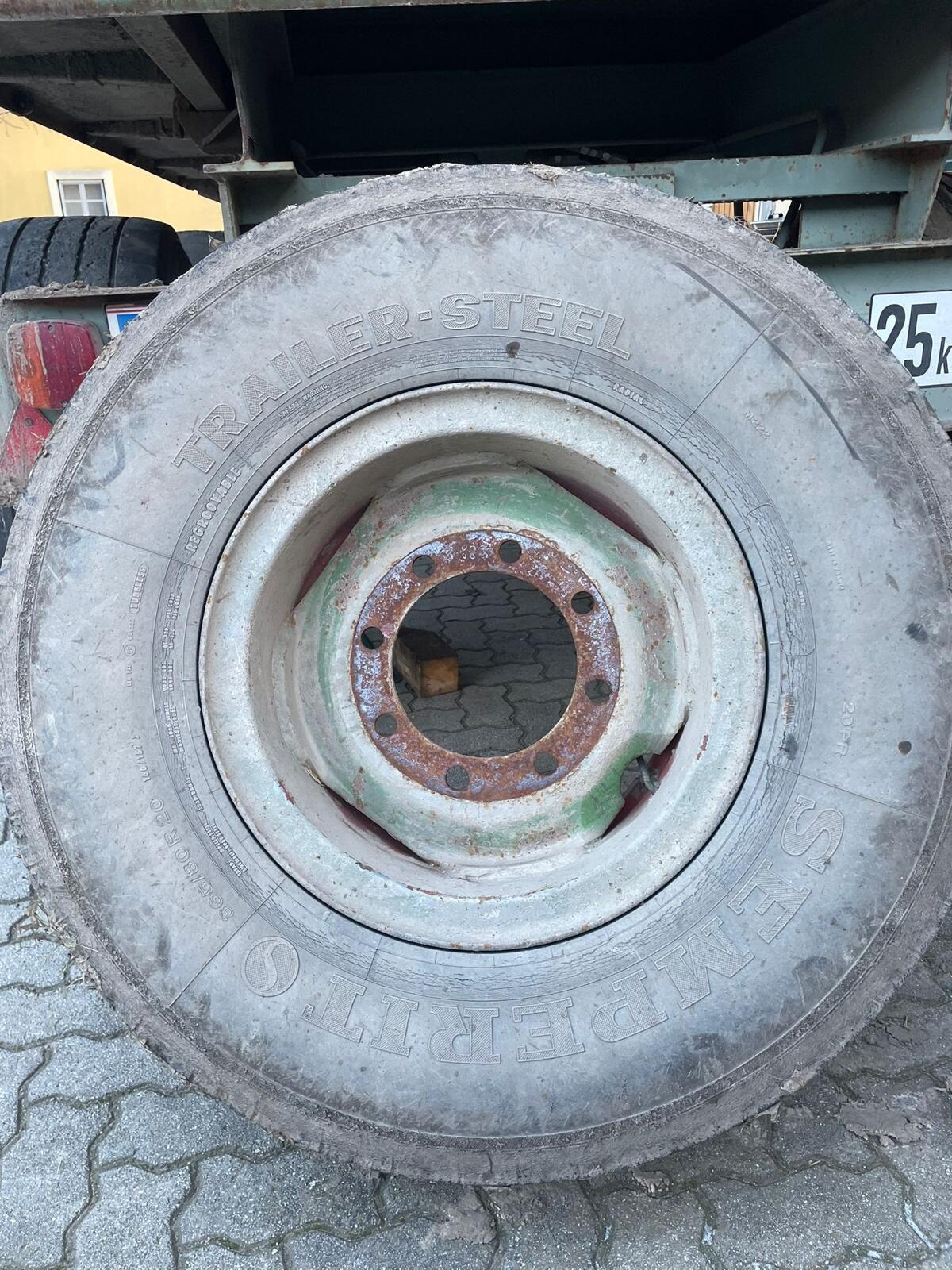 Kompletträder 365/80R20 3