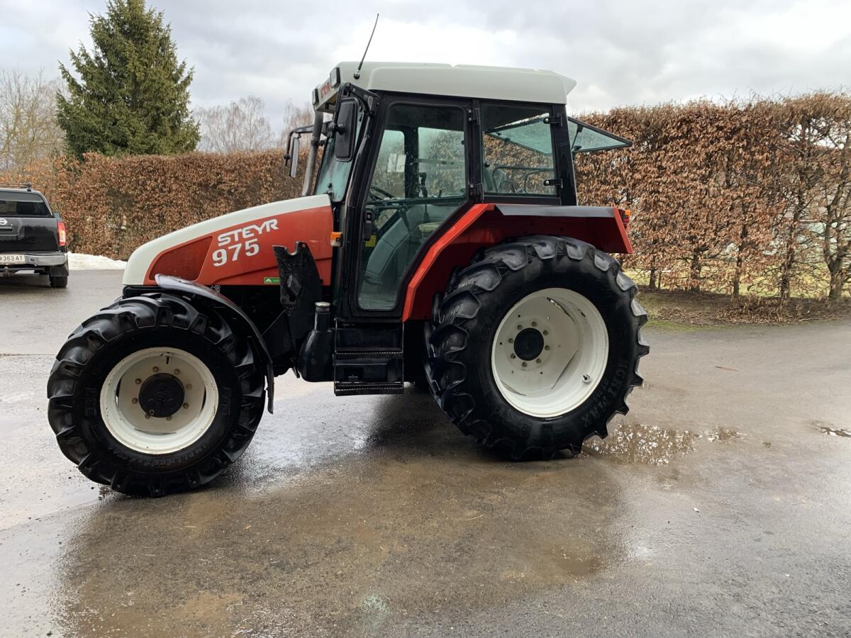 Traktor STEYR 975A 3