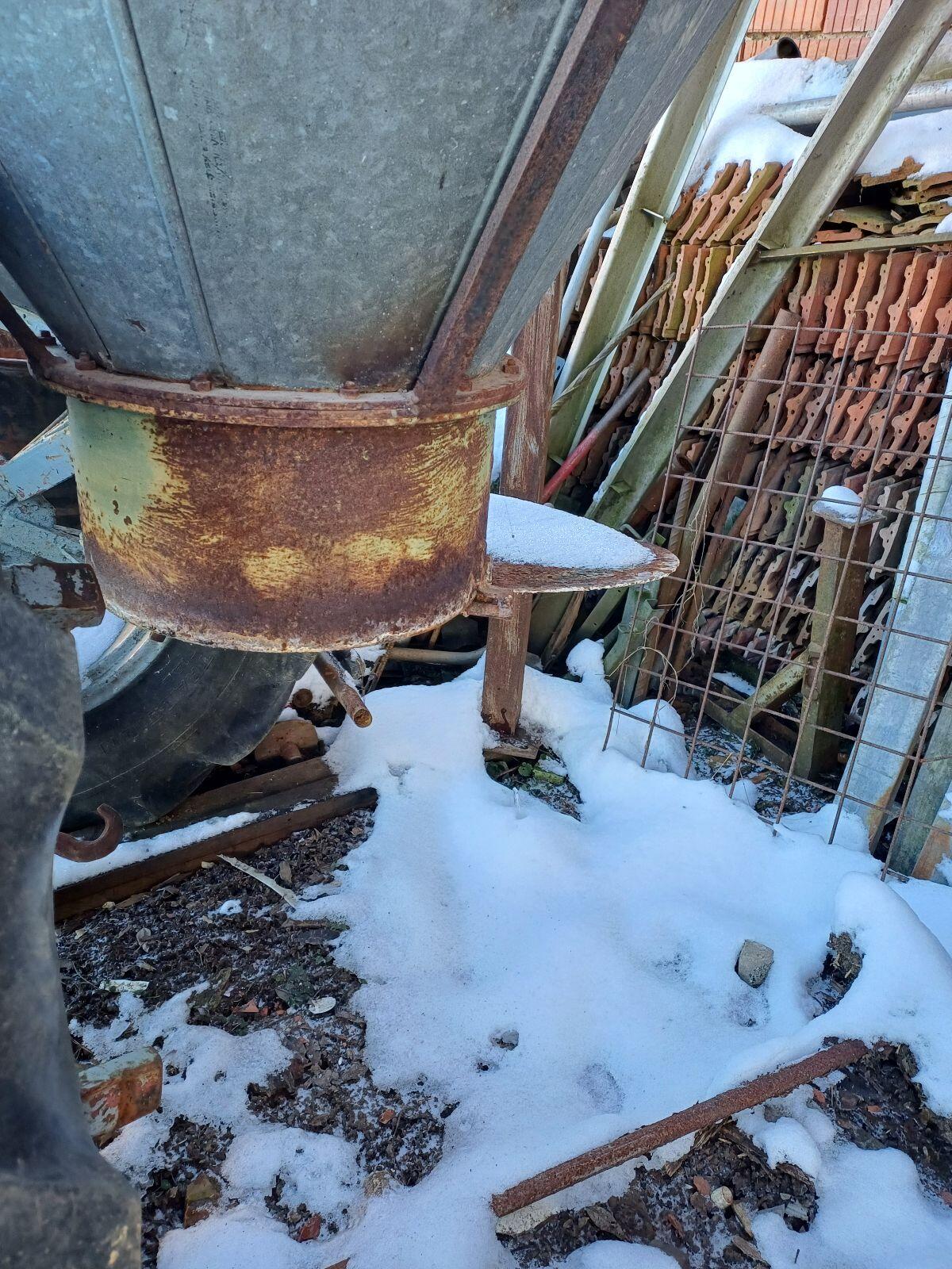 Verkaufe Blech-Silo 3