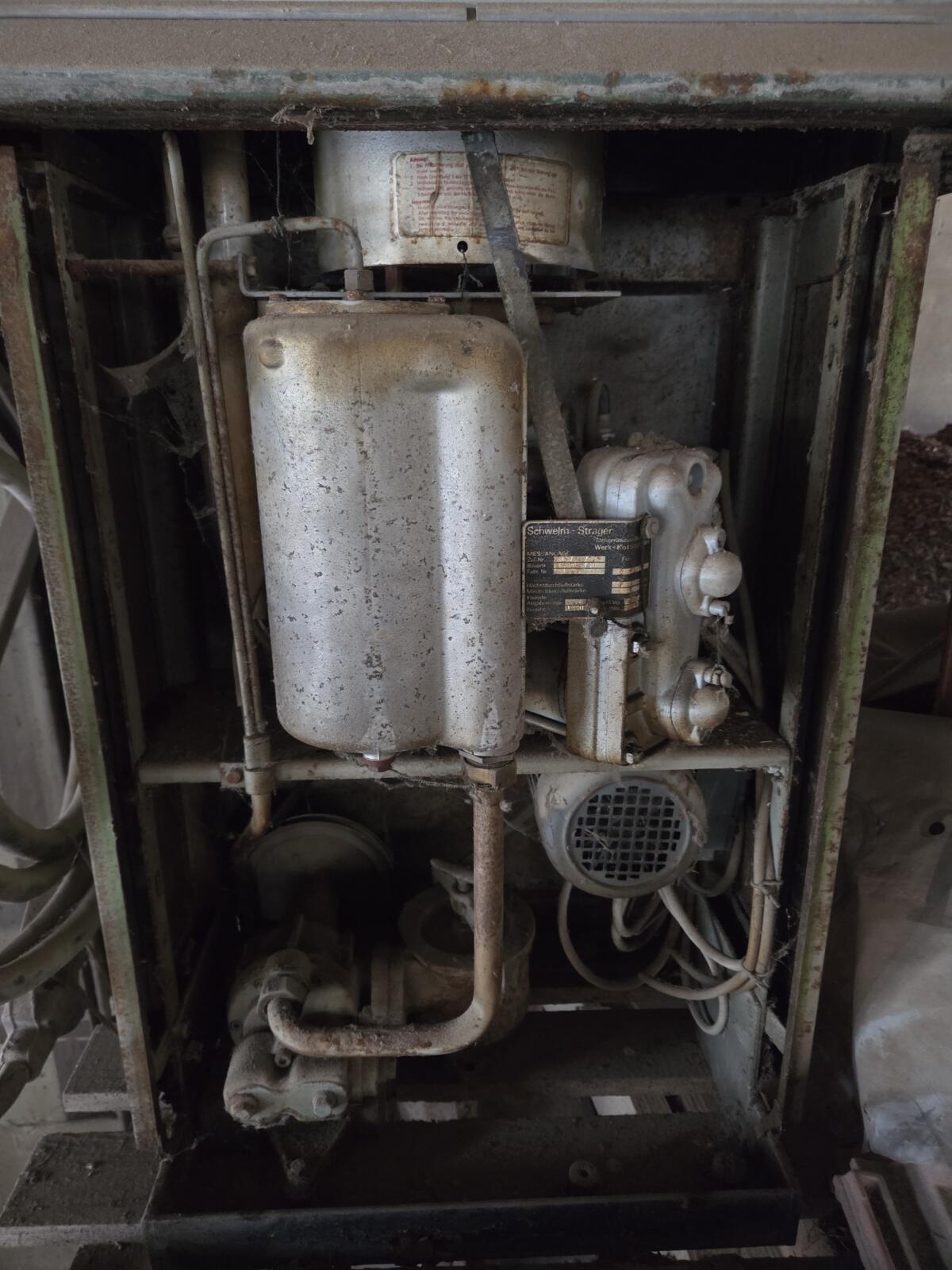 Zapfsäule Benzin oder Diesel 3