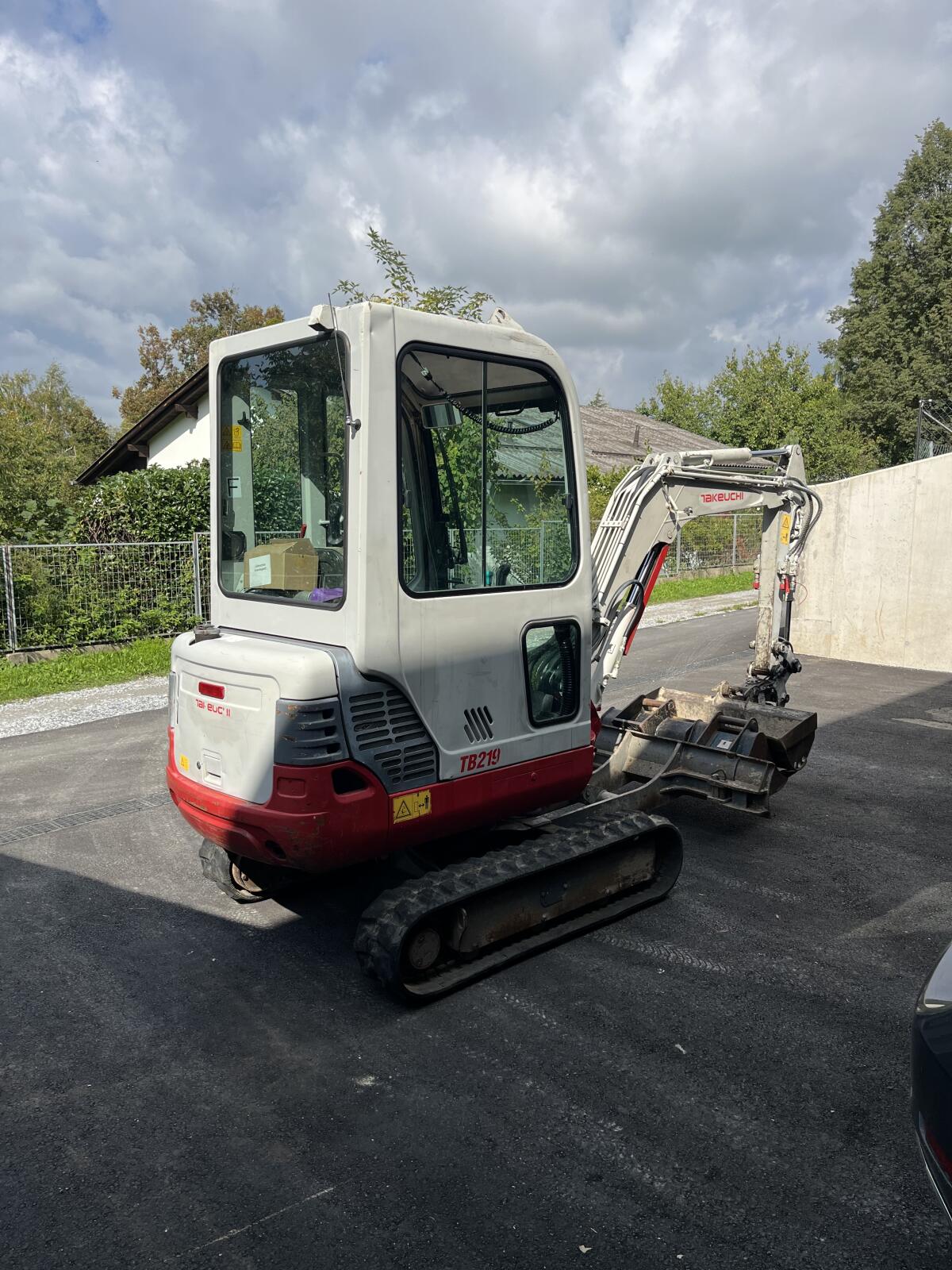 Takeuchi TB219 2