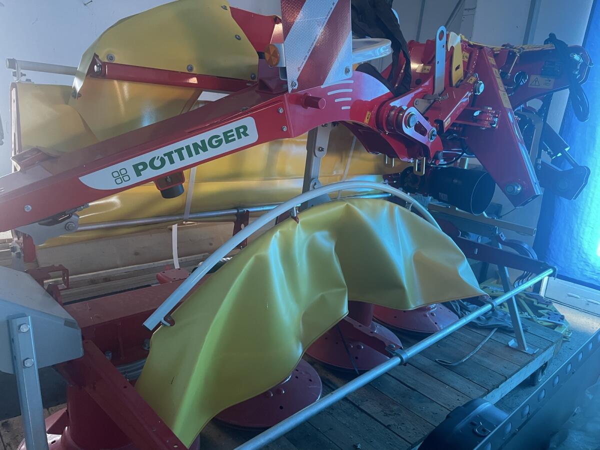 Pöttinger Eurocat 272 Heckmähwerk 2