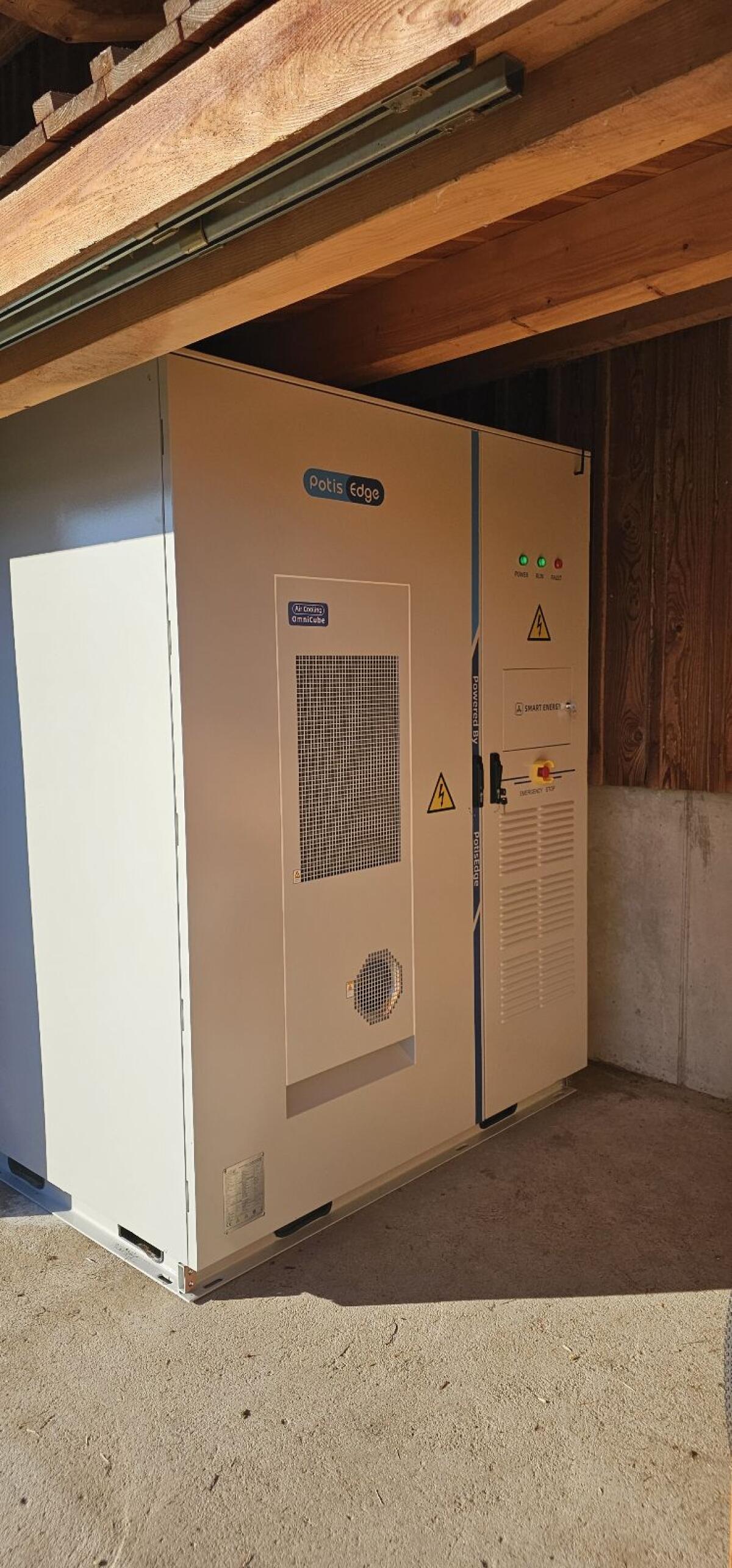 OmniCube 215 kWh Stromspeicher, Notstrom 2