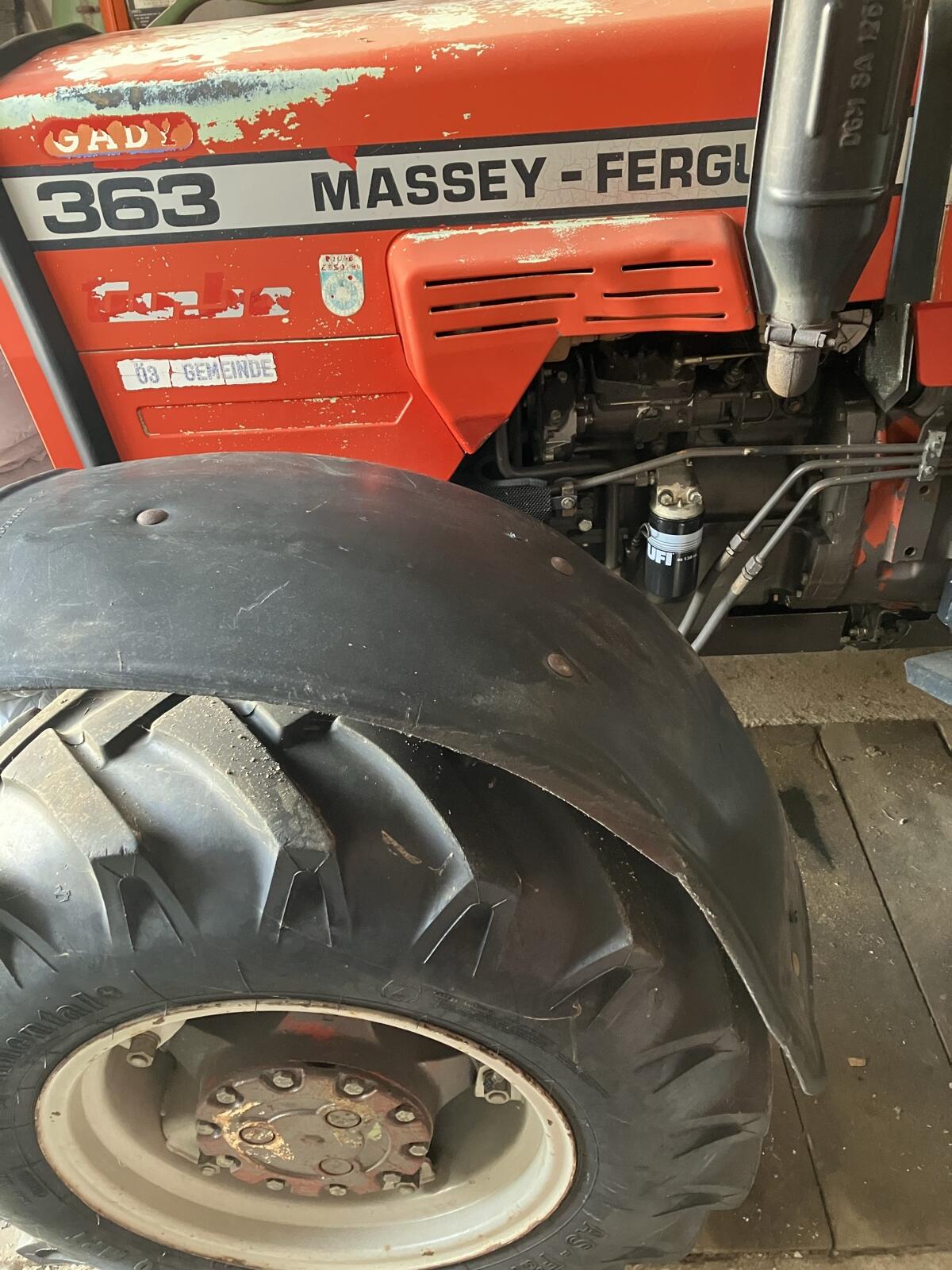 Massey Ferguson 363 2