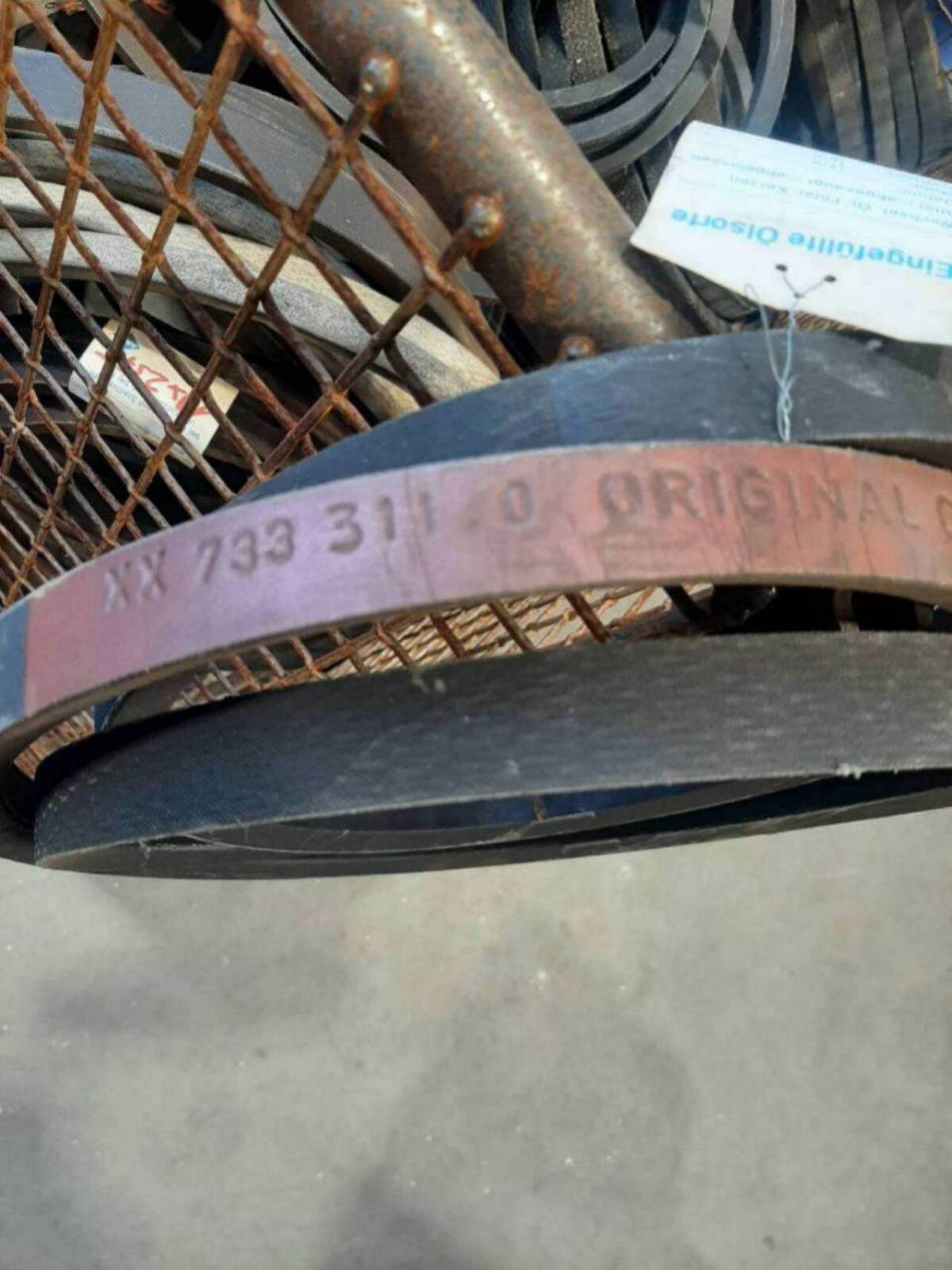 Keilriemen Claas Mähdrescher 733 311 2