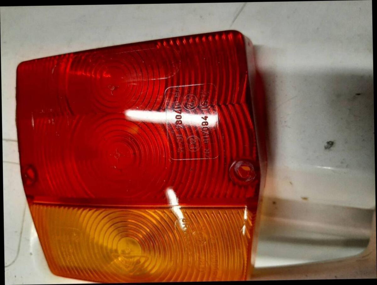 SAW Schlusslampen Deckel 3