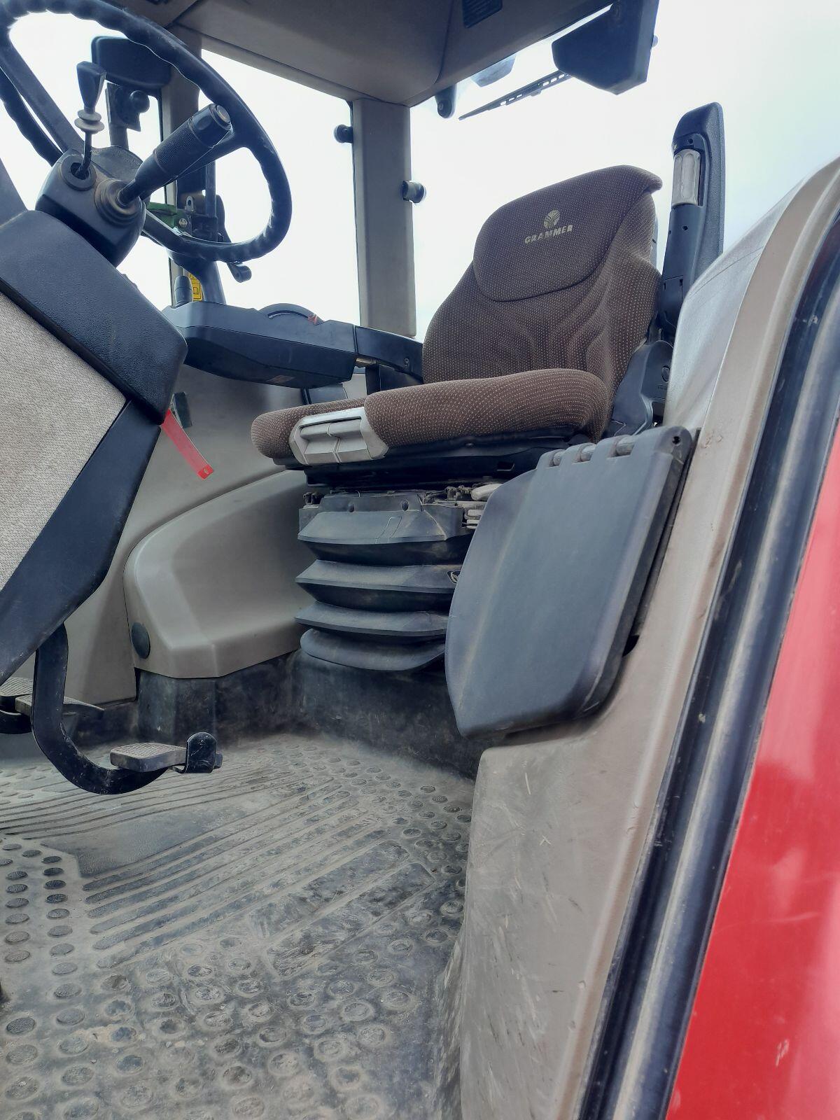 Case Cvx 120 mit Frontlader und Fronthydraulik 2