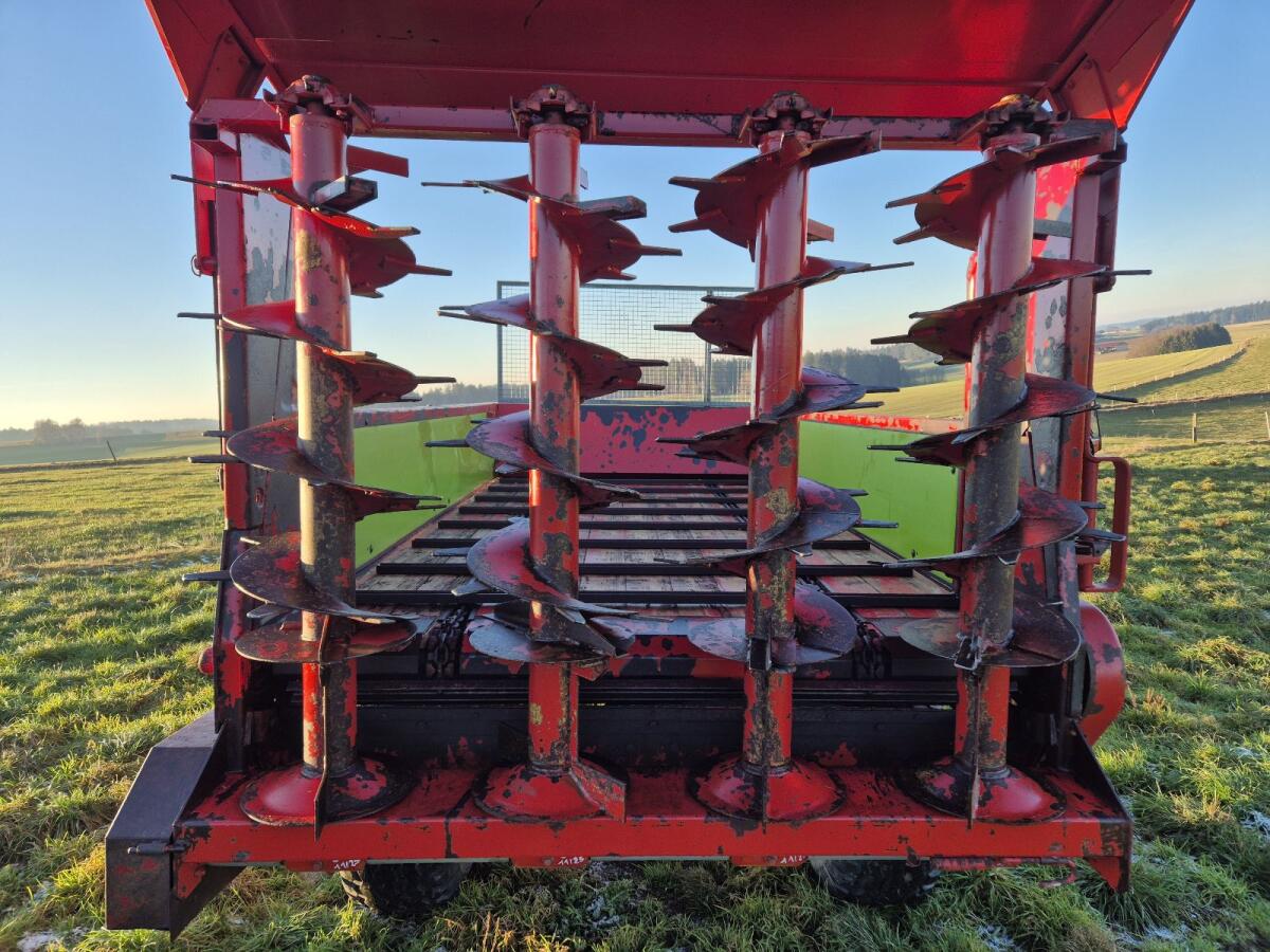 Miststreuer Strautmann Streublitz BE3 2