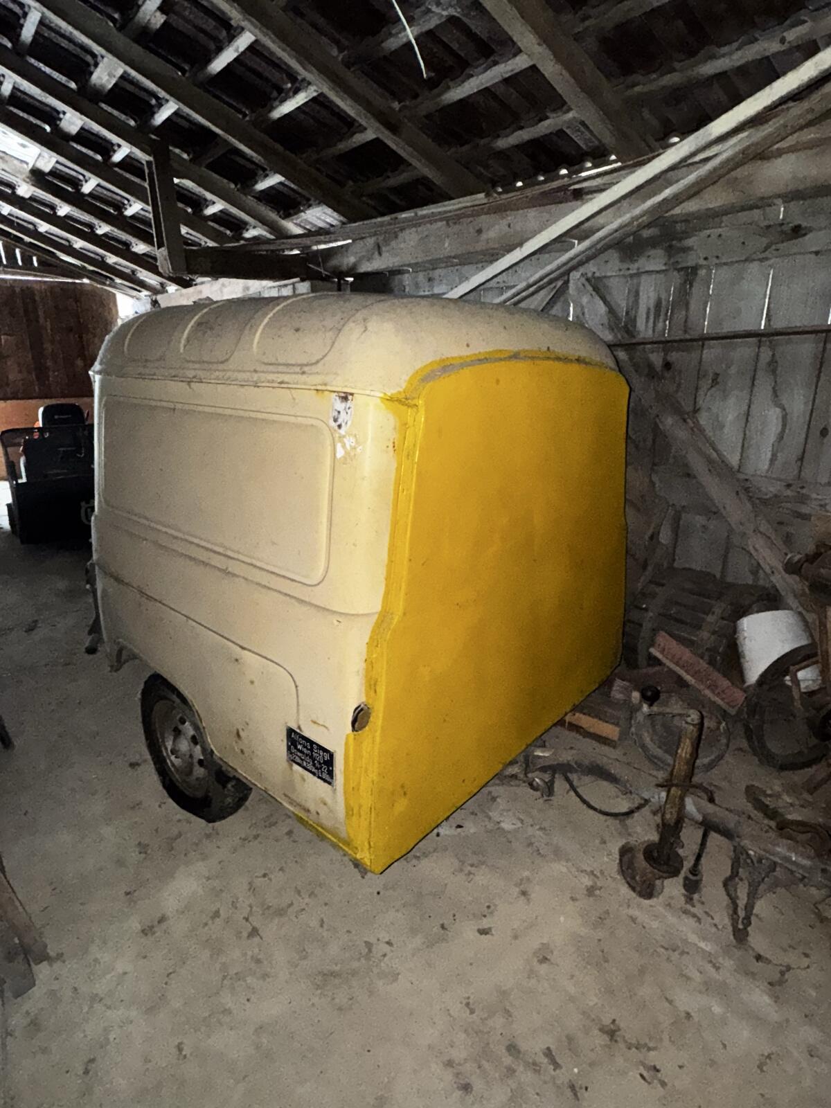 Renault R4 Anhänger Einzelstück 3