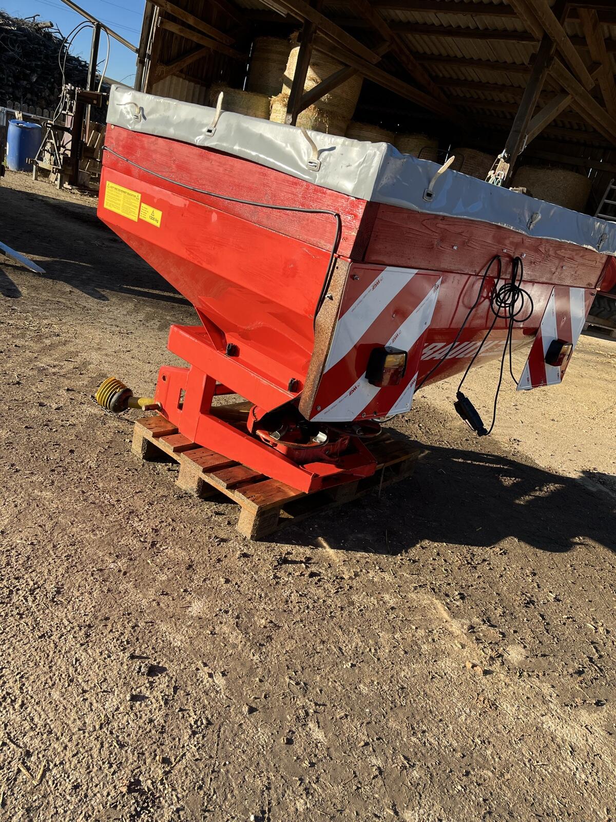 Rauch Kunstdüngerstreuer 2