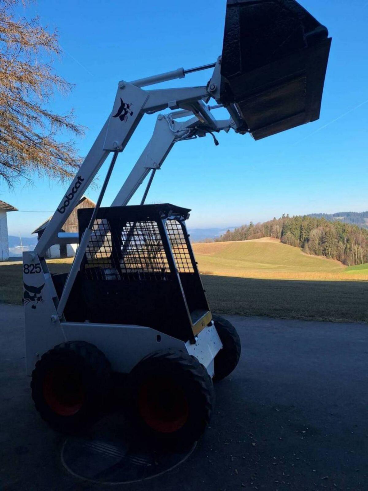 Kompaktlader Bobcat 825 2