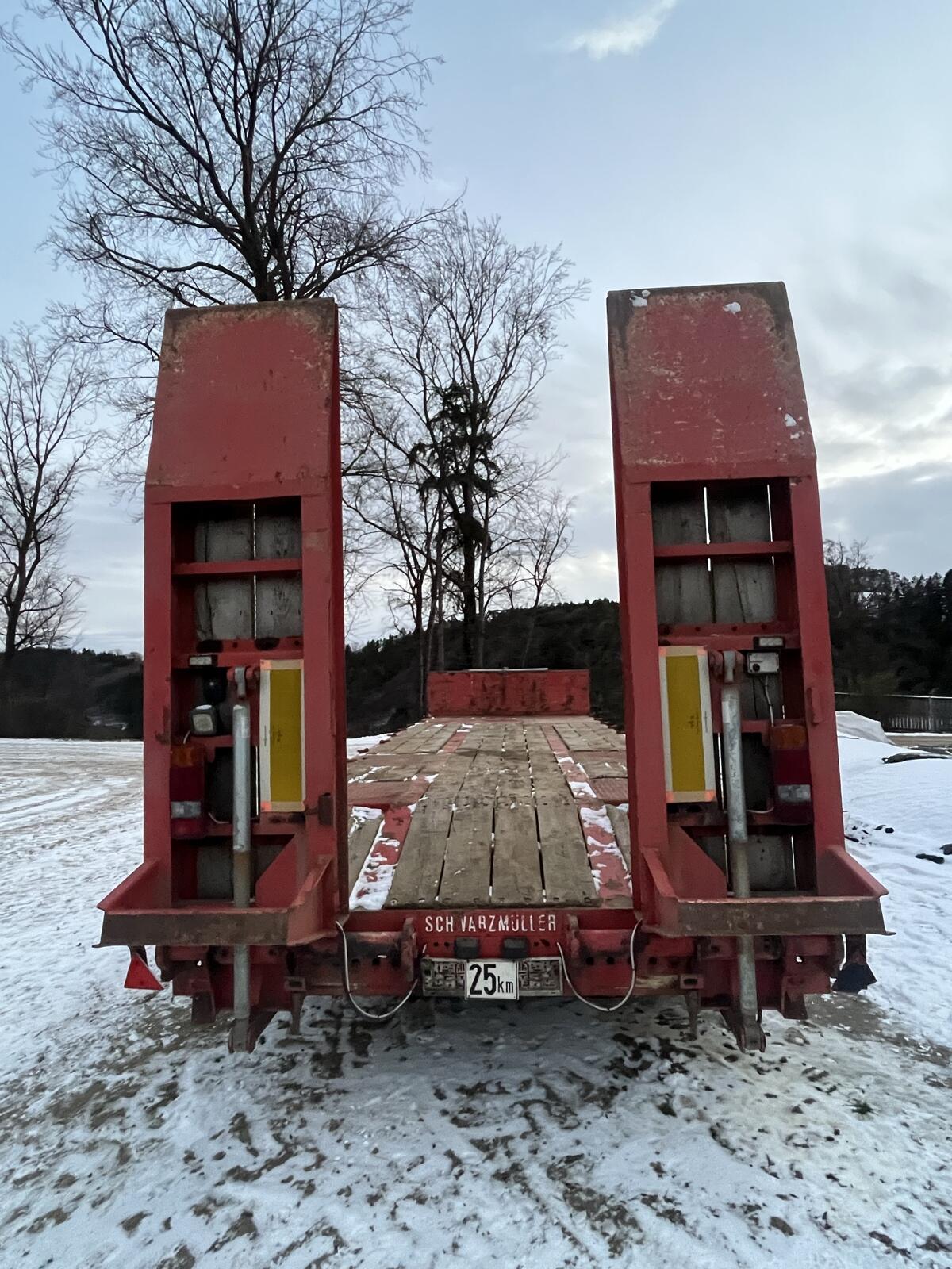 Tieflader Schwarzmüller 3