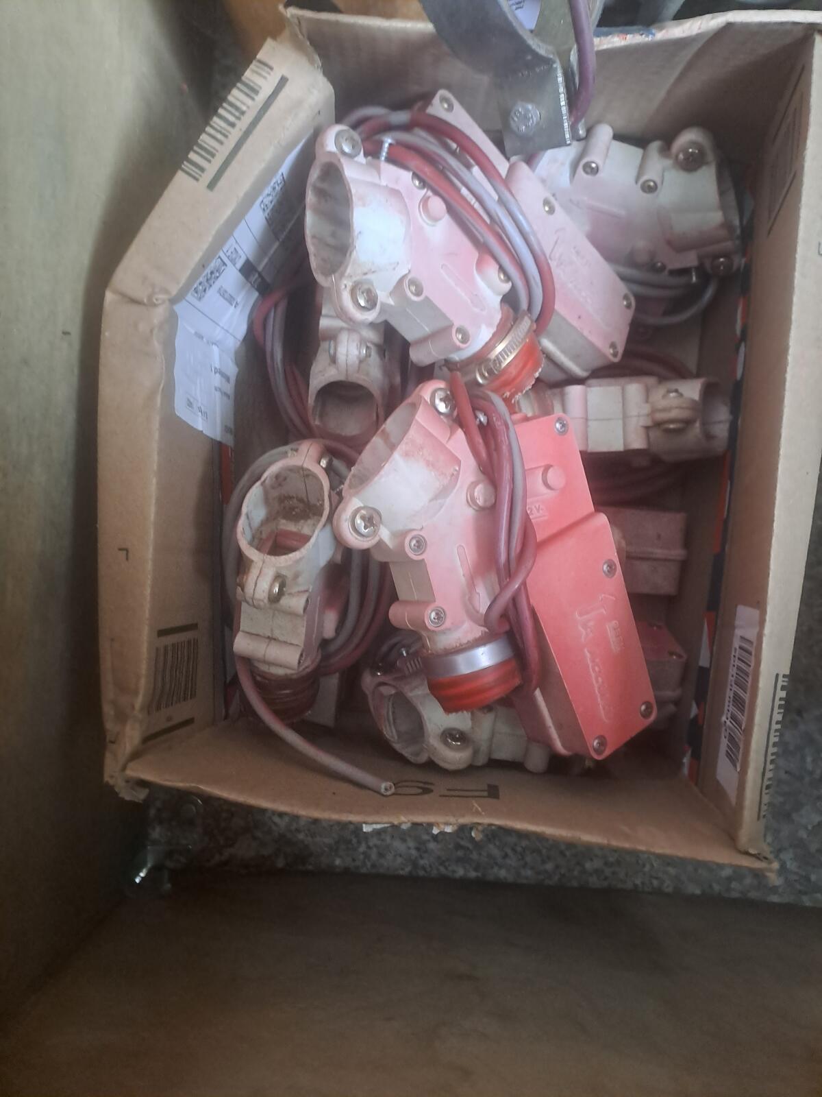 Verkaufe div. Kverneland Accord Teile 3