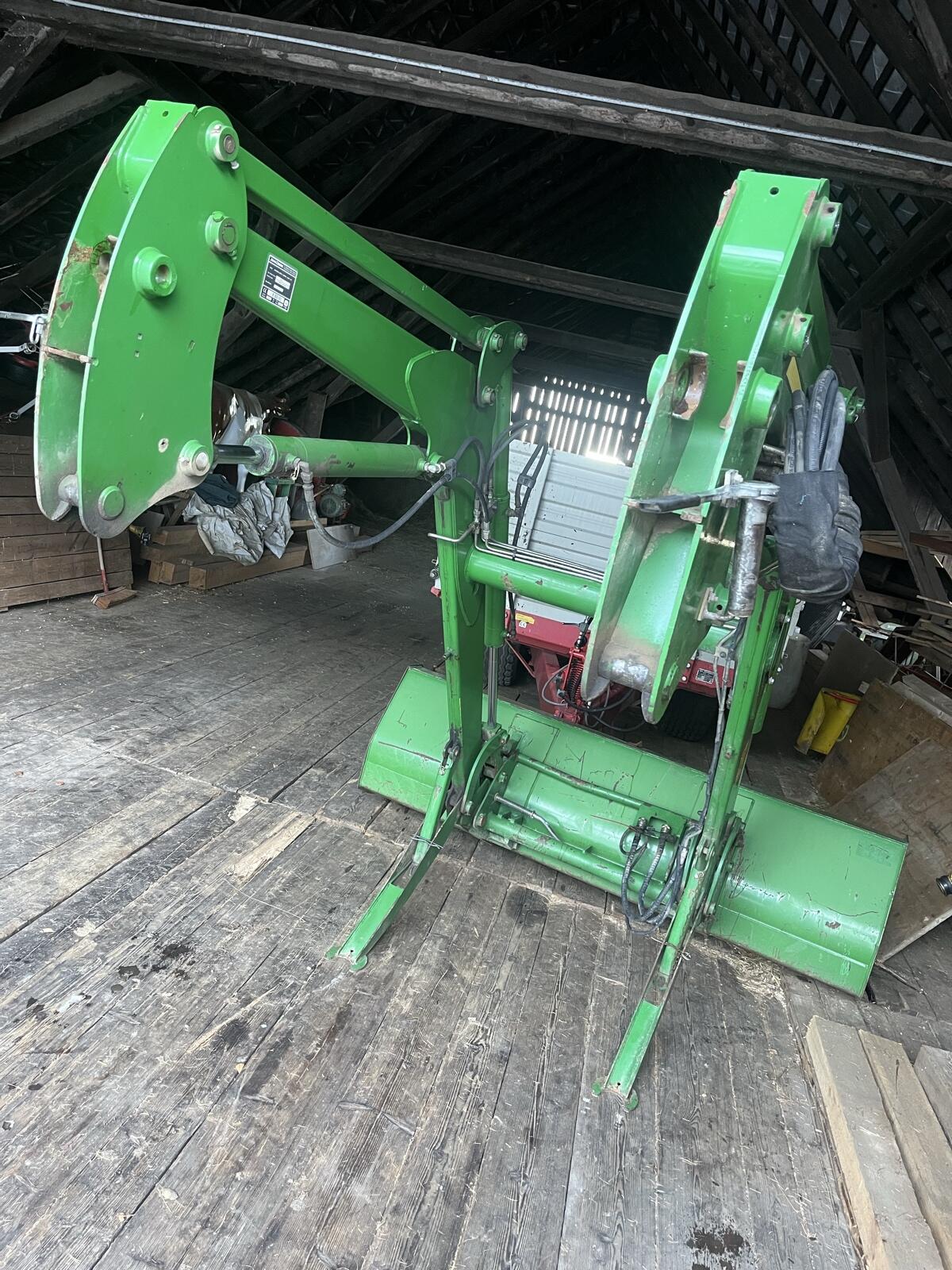 John Deere Frontlader 683 2