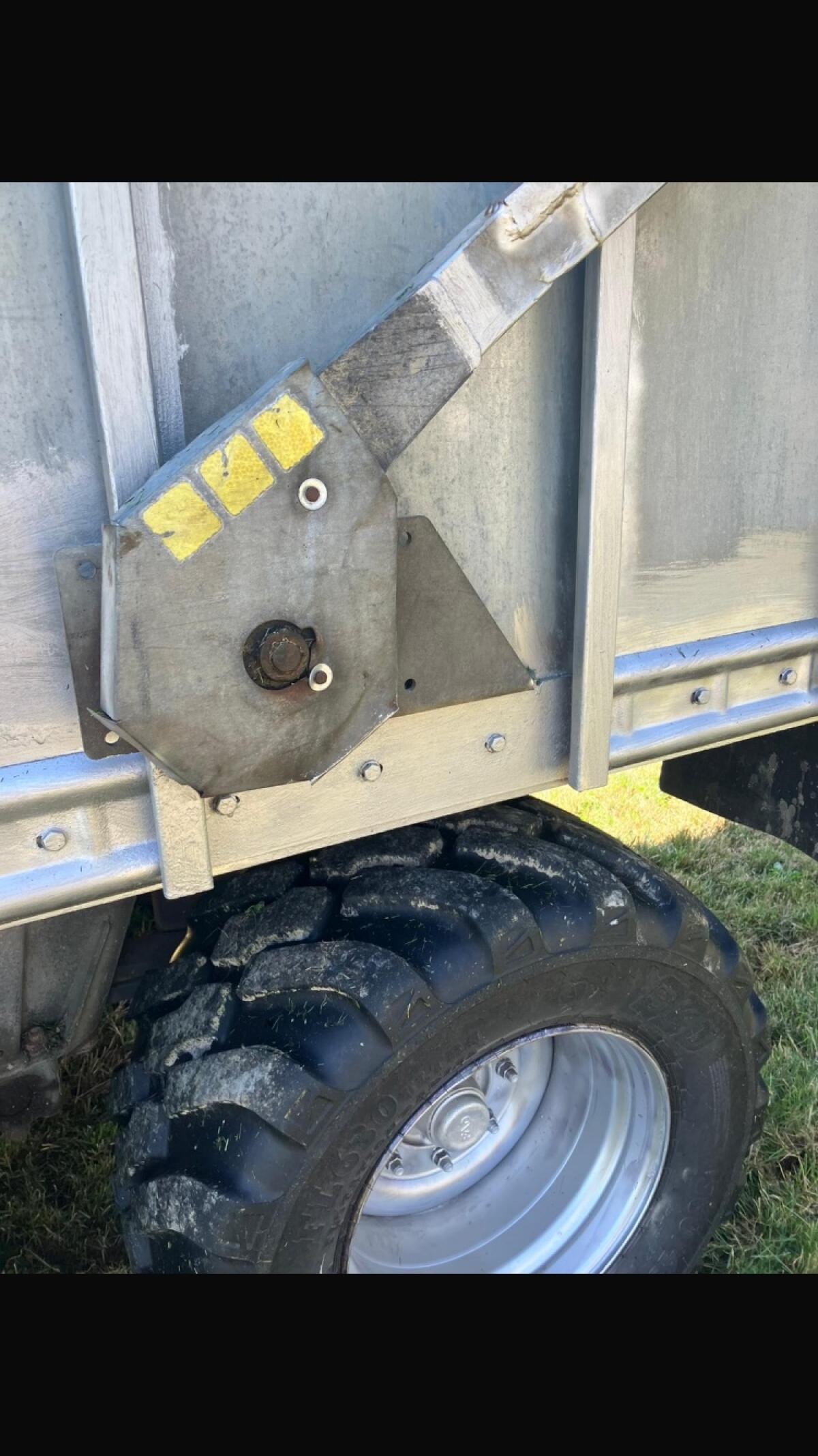 Abdecknetz für Fliegl ASW Anhänger 2