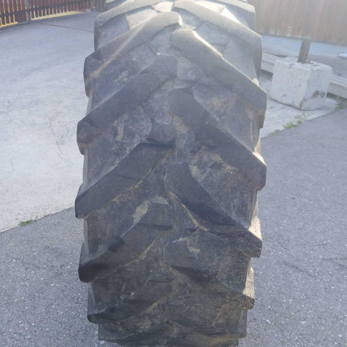 Verkaufe Reifen Pirelli 2