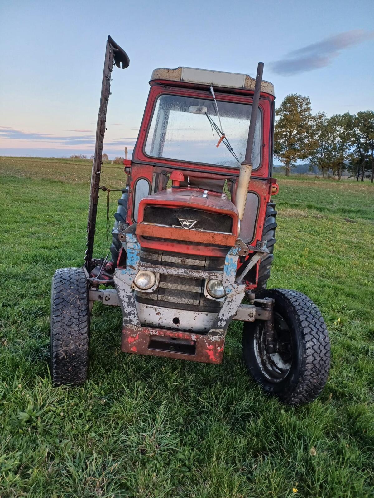 Massey Ferguson 135 2