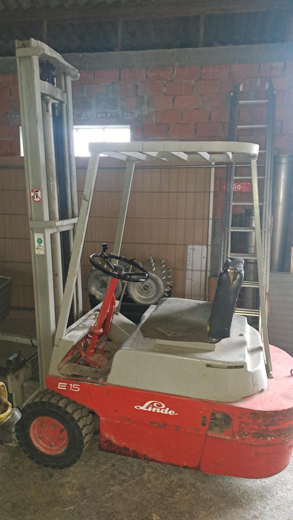 Elektrostapler E 15 Linde 1