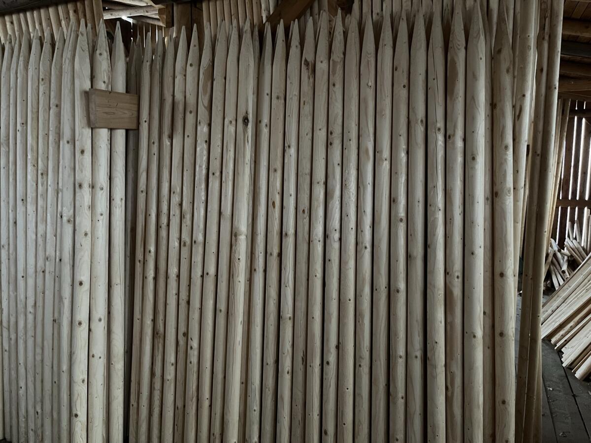 Schneestangen, Zaunpflöcke, Rundholz 1