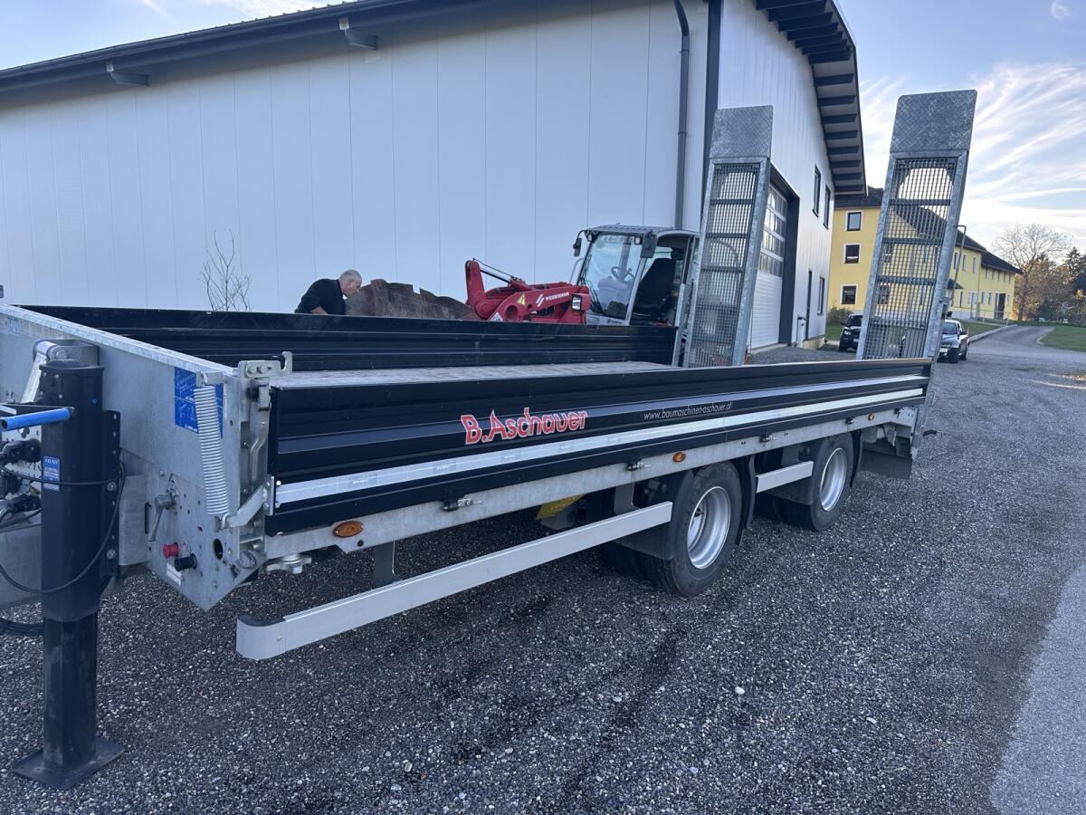 Tieflader Müller Mitteltal 1