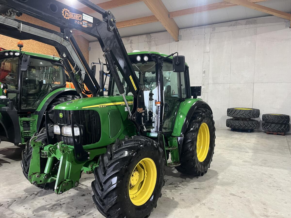 John Deere 6220 Premium mit Hauer POM110 2