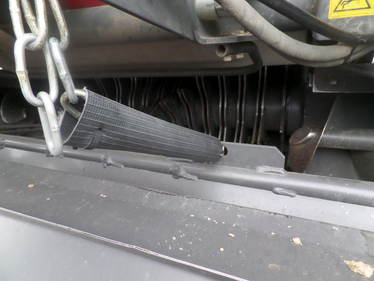 Claas Variant 380RC 3