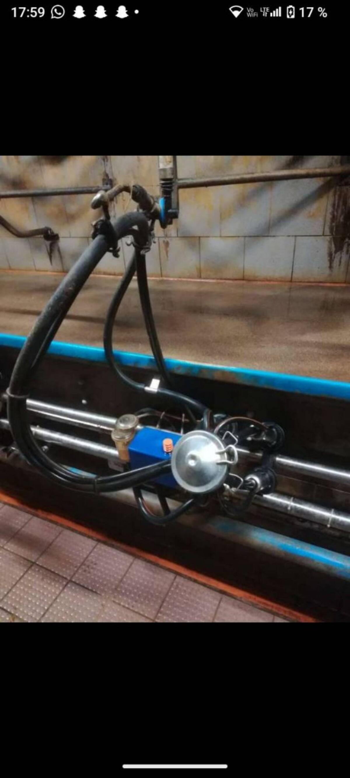 Verkaufe Delaval 2x3 Fischgräten Melkstand 2