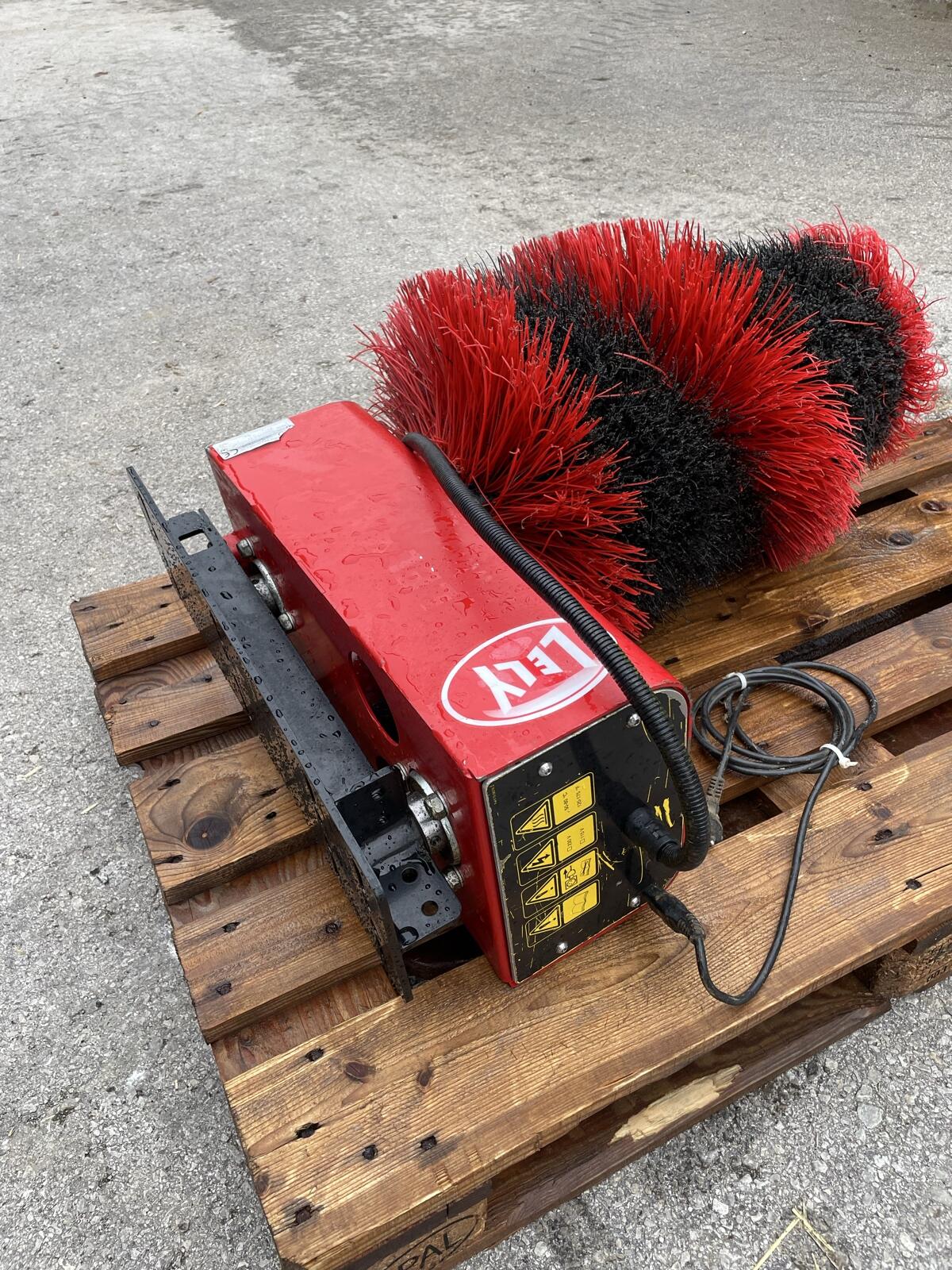 Lely Luna Viehbürste, Kratzbürste 3