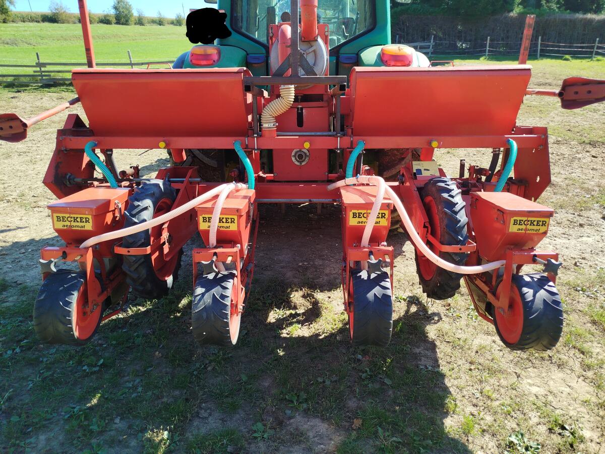 Becker Einzelkornsähmaschine 1