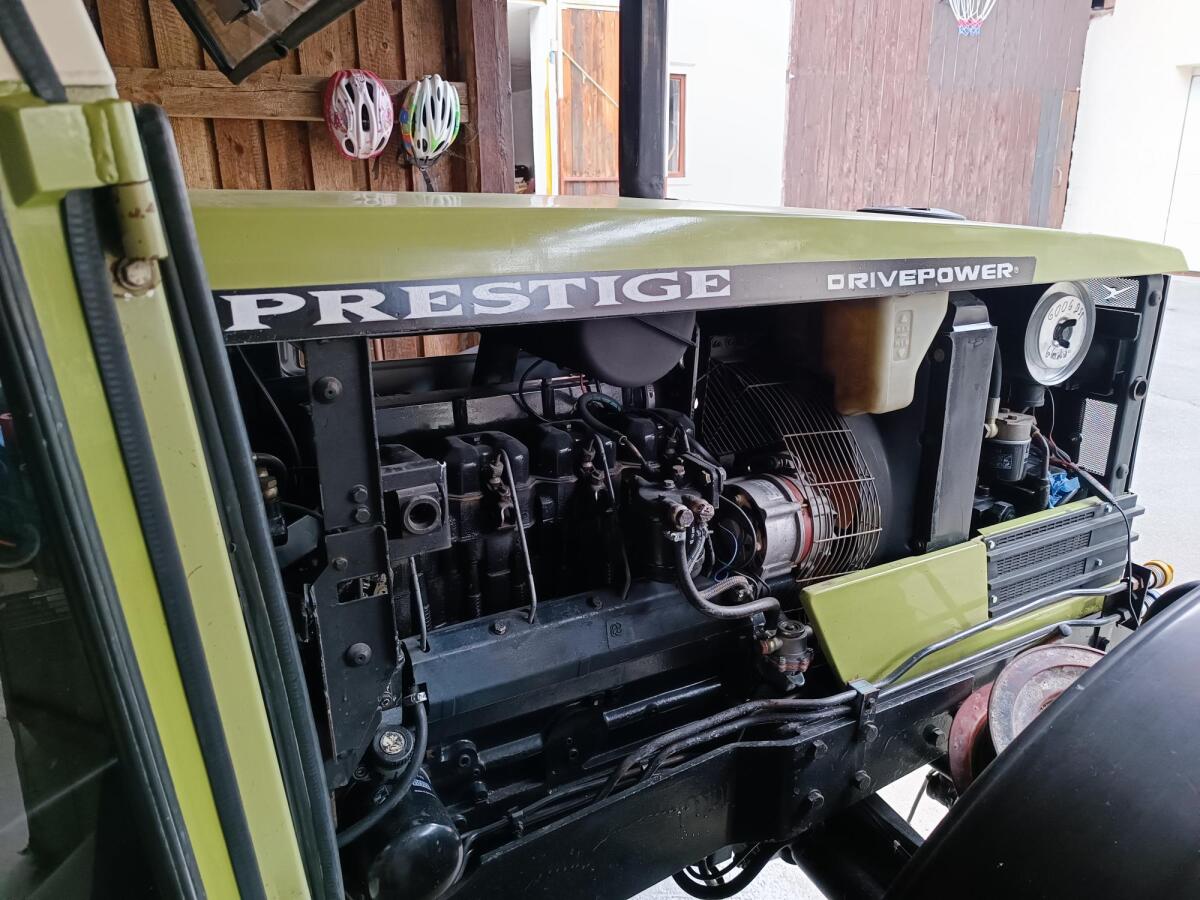 Schlepper Hürlimann 468 DT Prestige 3