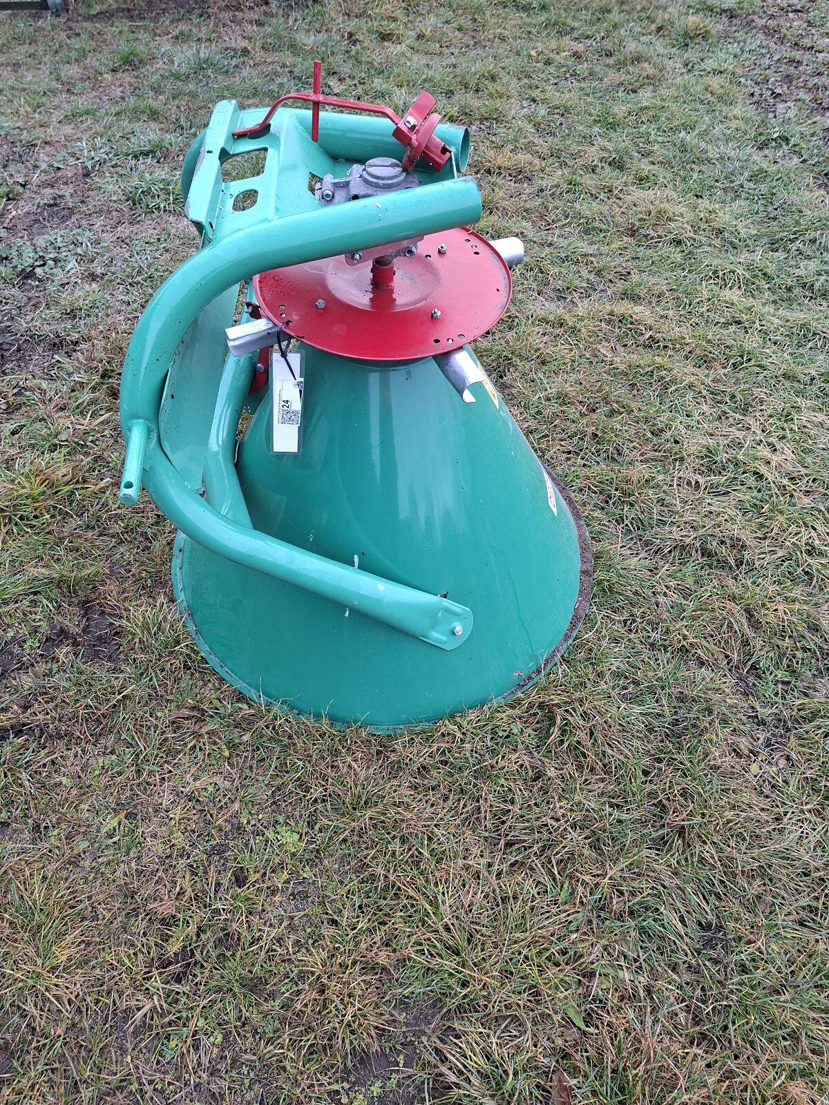 Mineraldüngerstreuer 2