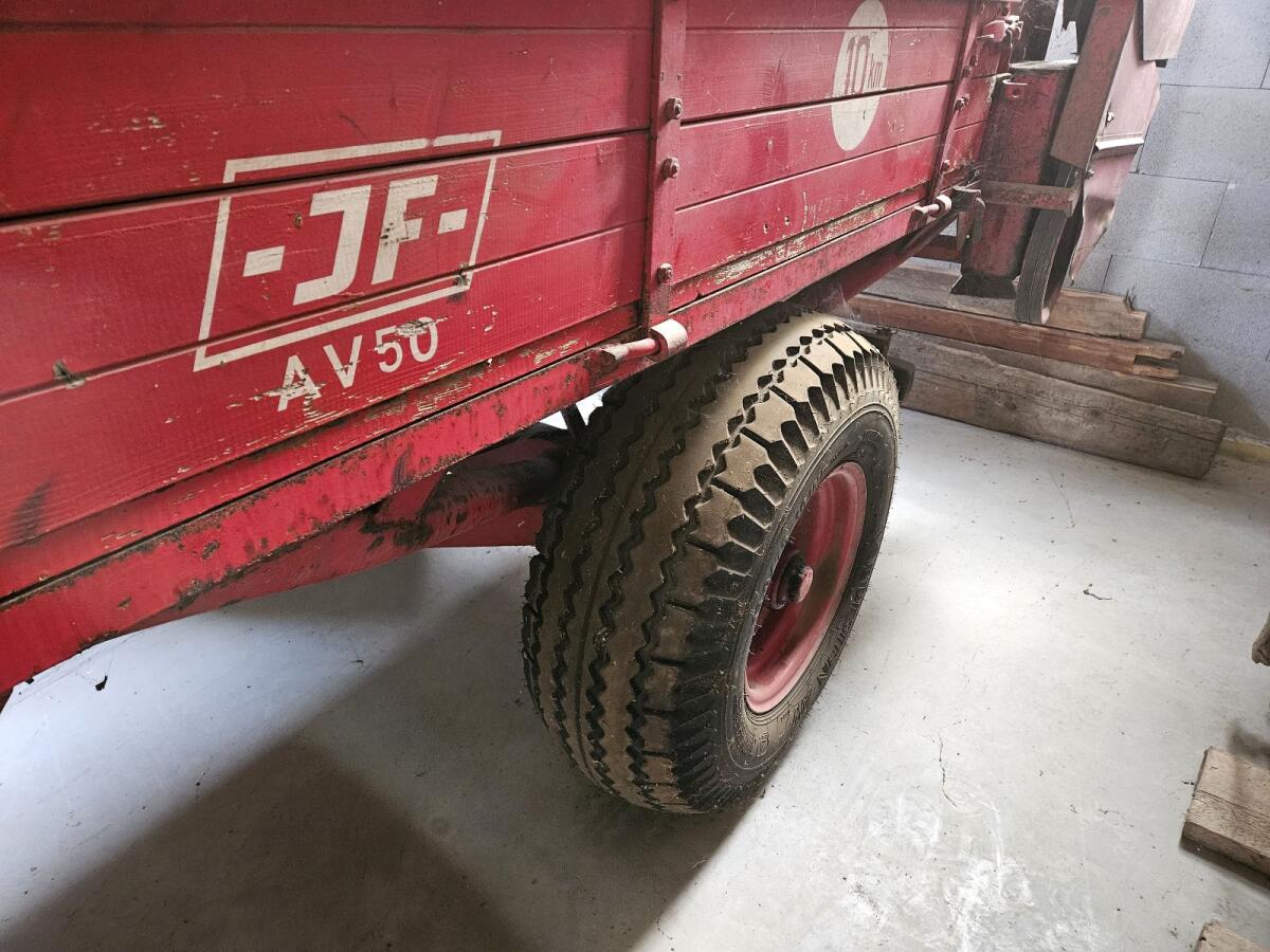 Miststreuer JF AV50 3