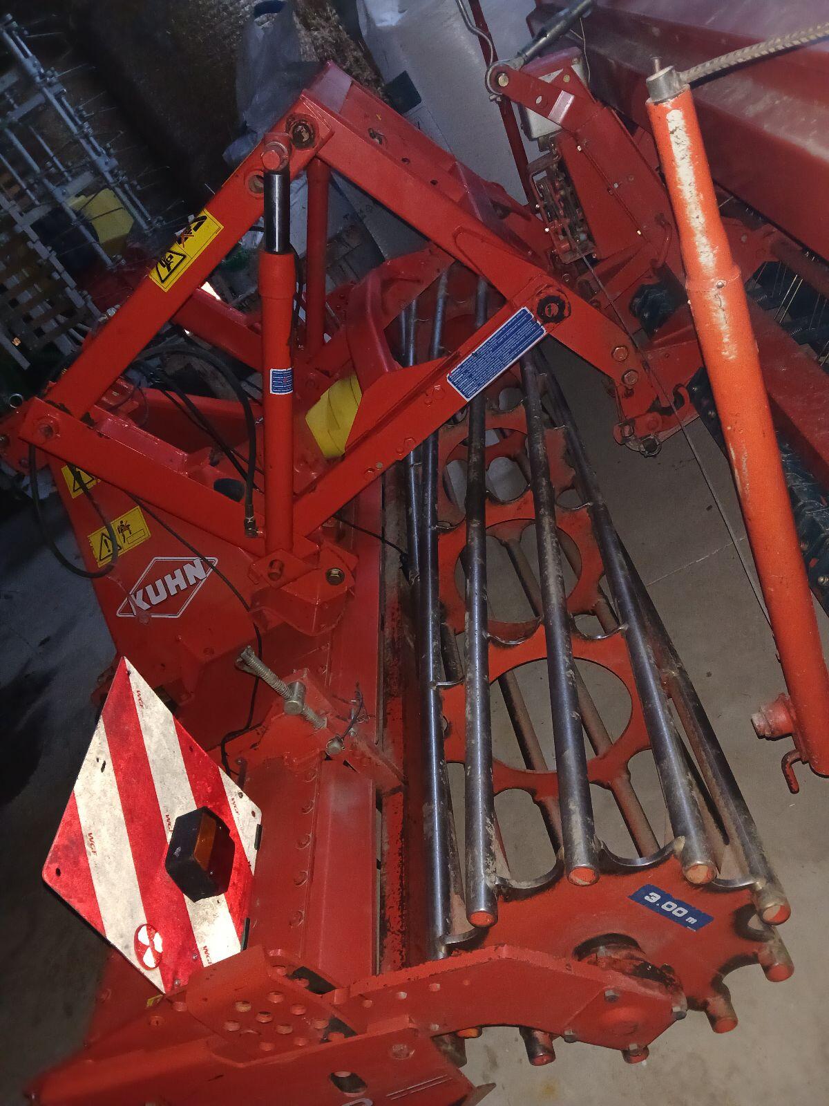 Kreiselegge Kuhn HRB 302 2