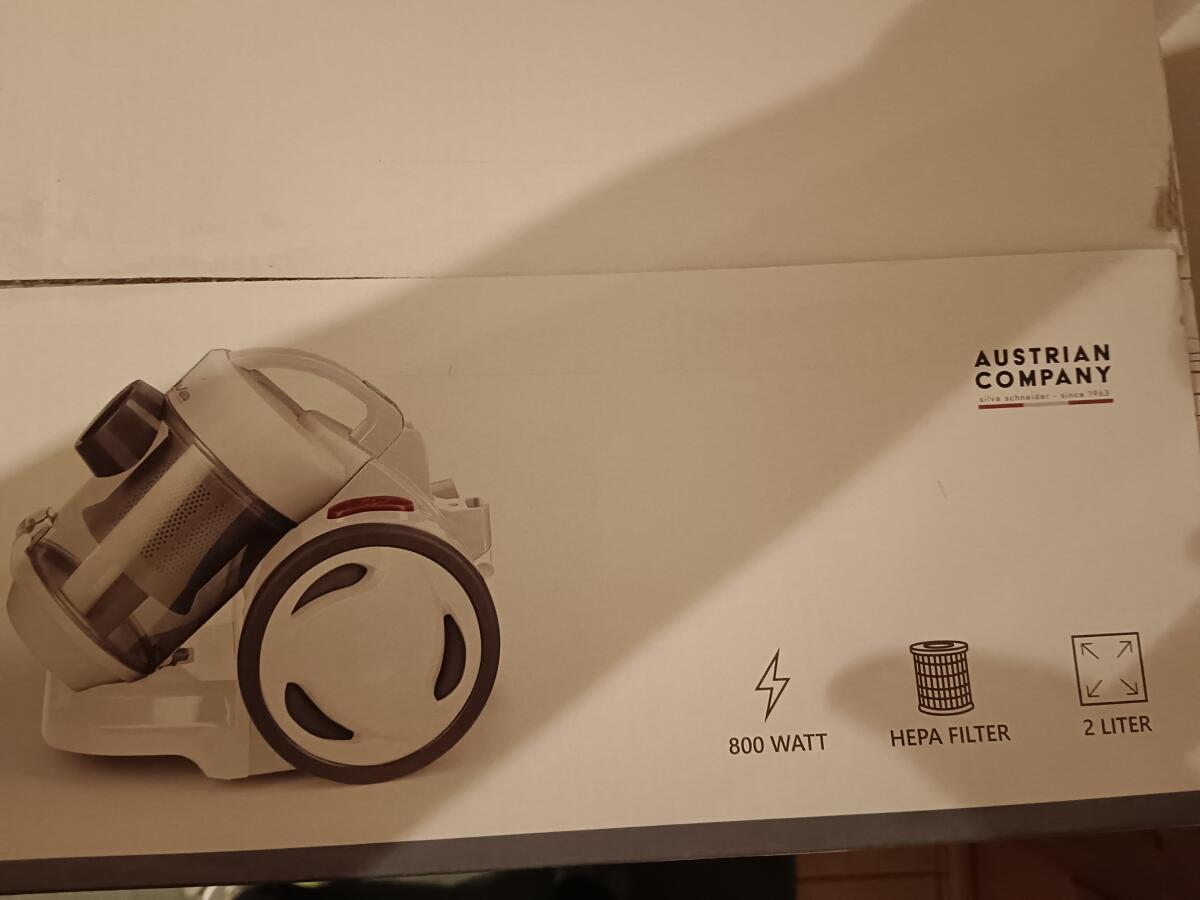 Staubsauger neu 1