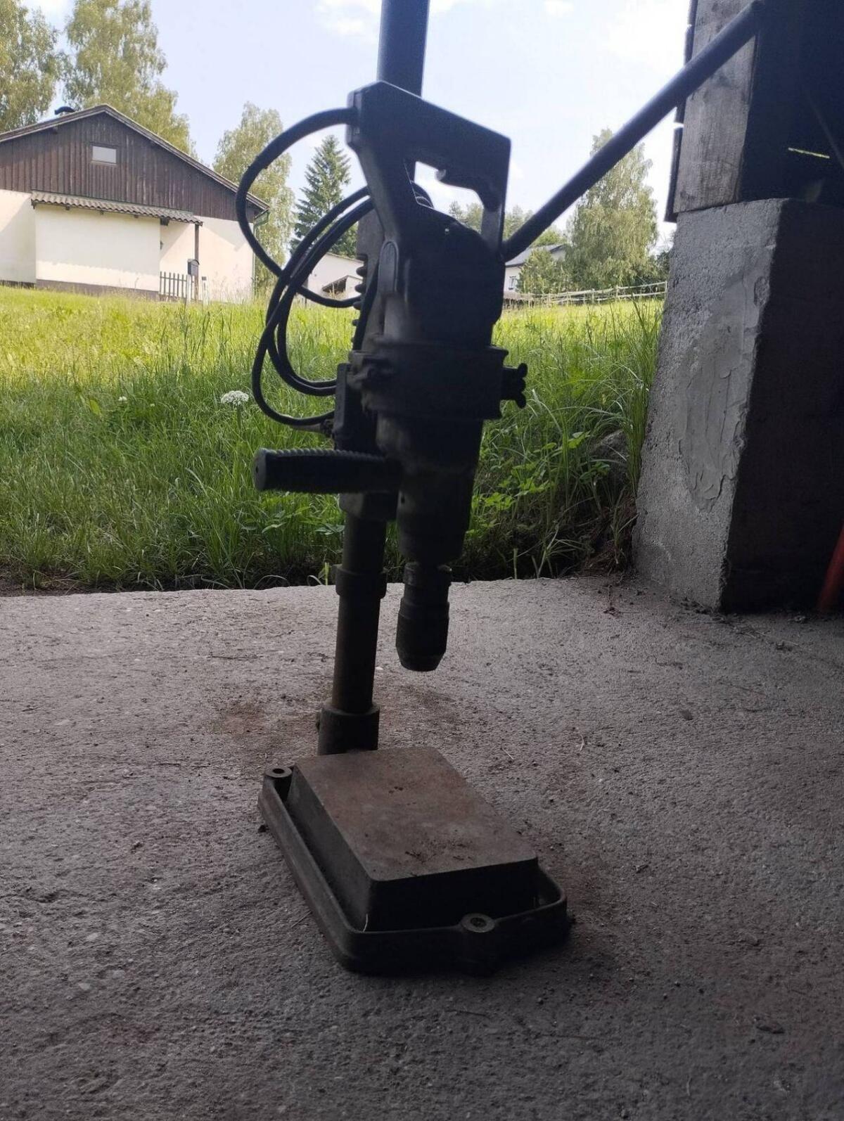 Ständerbohrmaschine Perles 3