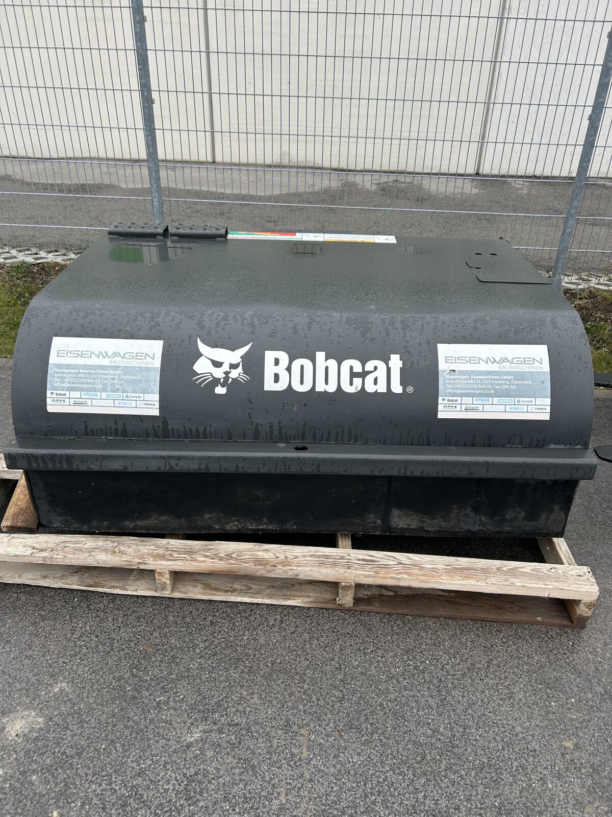 Schwenkbesen für Bobcat Lader, 60 Sweeper, Kehrbesen 1