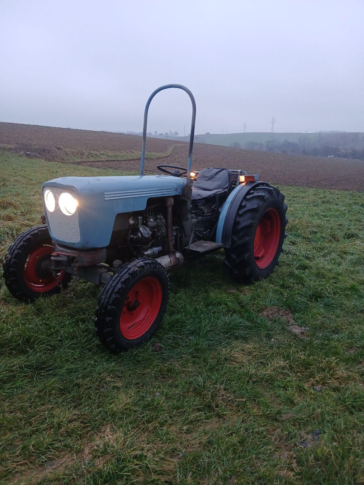 Eicher Puma 3709 Schmalspur Traktor 2