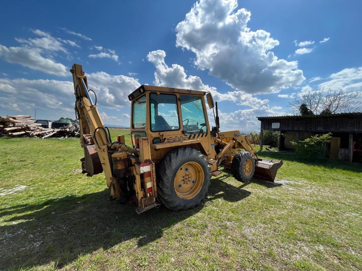 Massey Ferguson MF50 HX 1