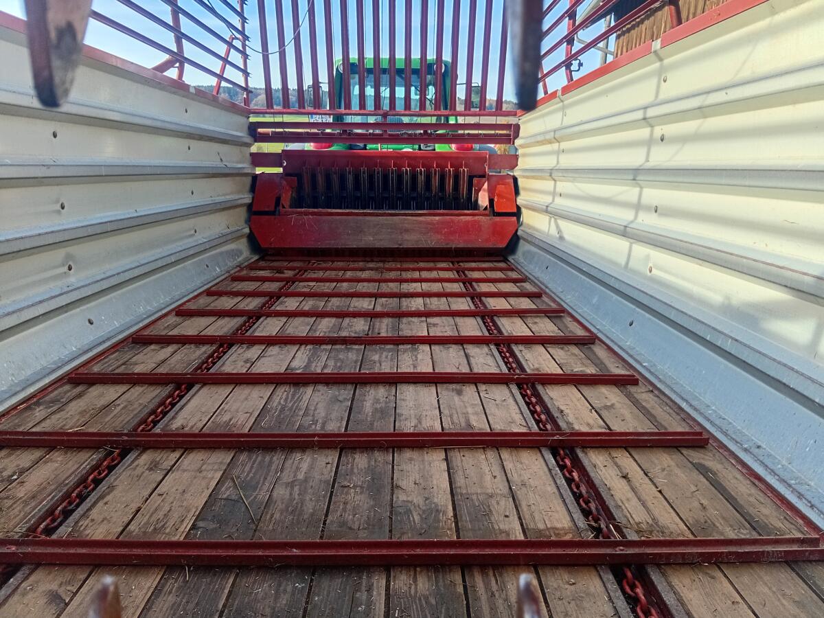 Verkaufe Pöttinger Erntewagen 2 2