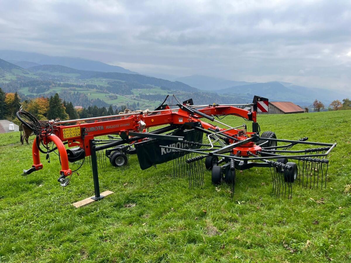 Schwader Mittelschwader Kubota 2072 1