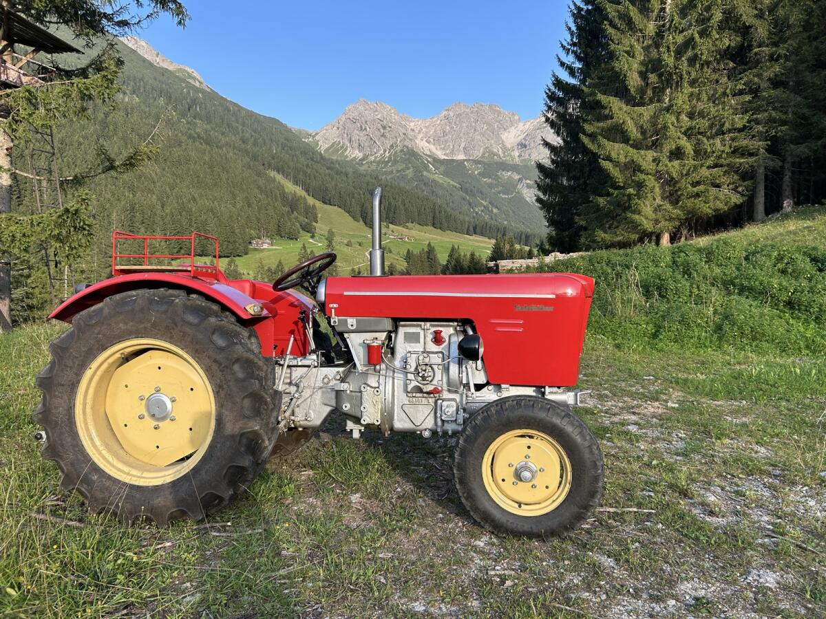 Traktor Schlüter SF303 3