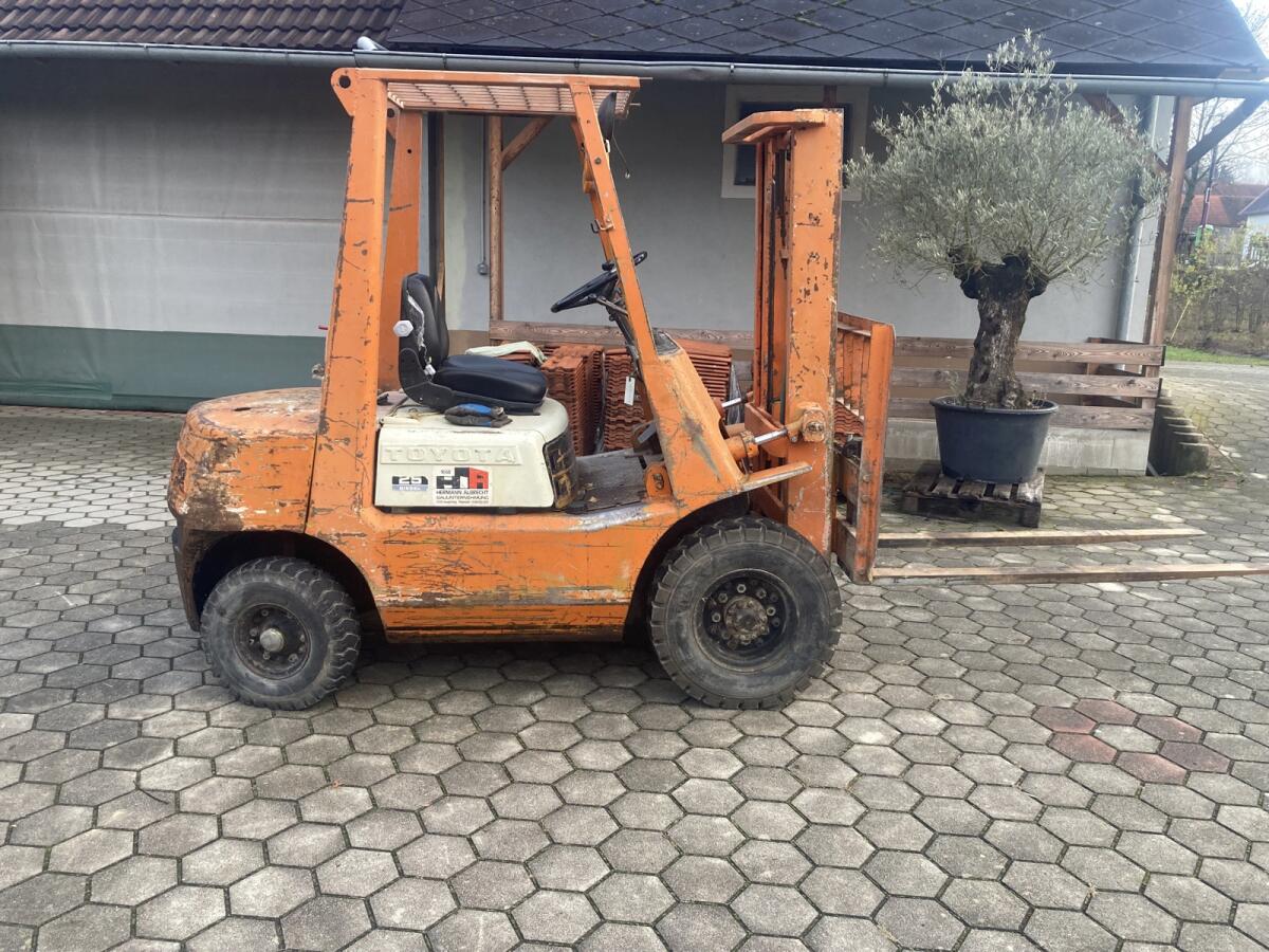 Toyota Dieselstapler FD 25 1