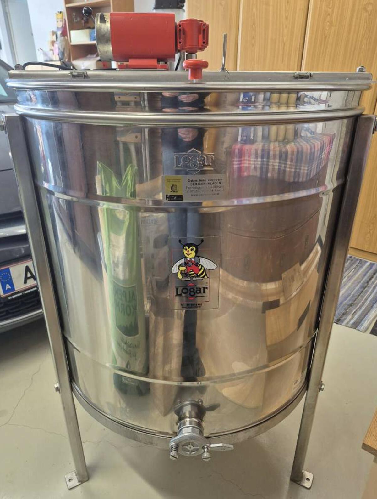 Logar Selbstwendeschleuder Honigschleuder 1