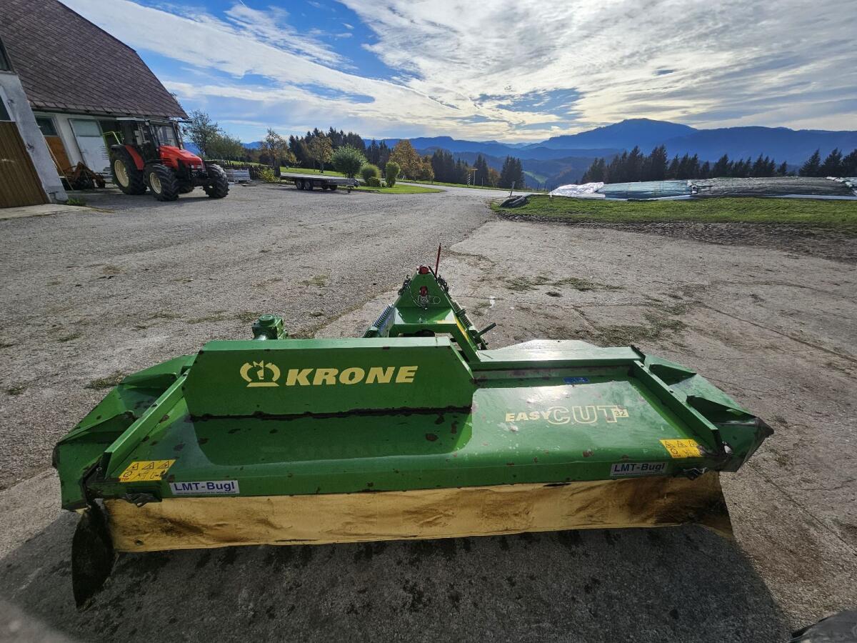 Verkaufe Krone Frontmähwerk EasyCut 320 mit Schwadtrommeln 1