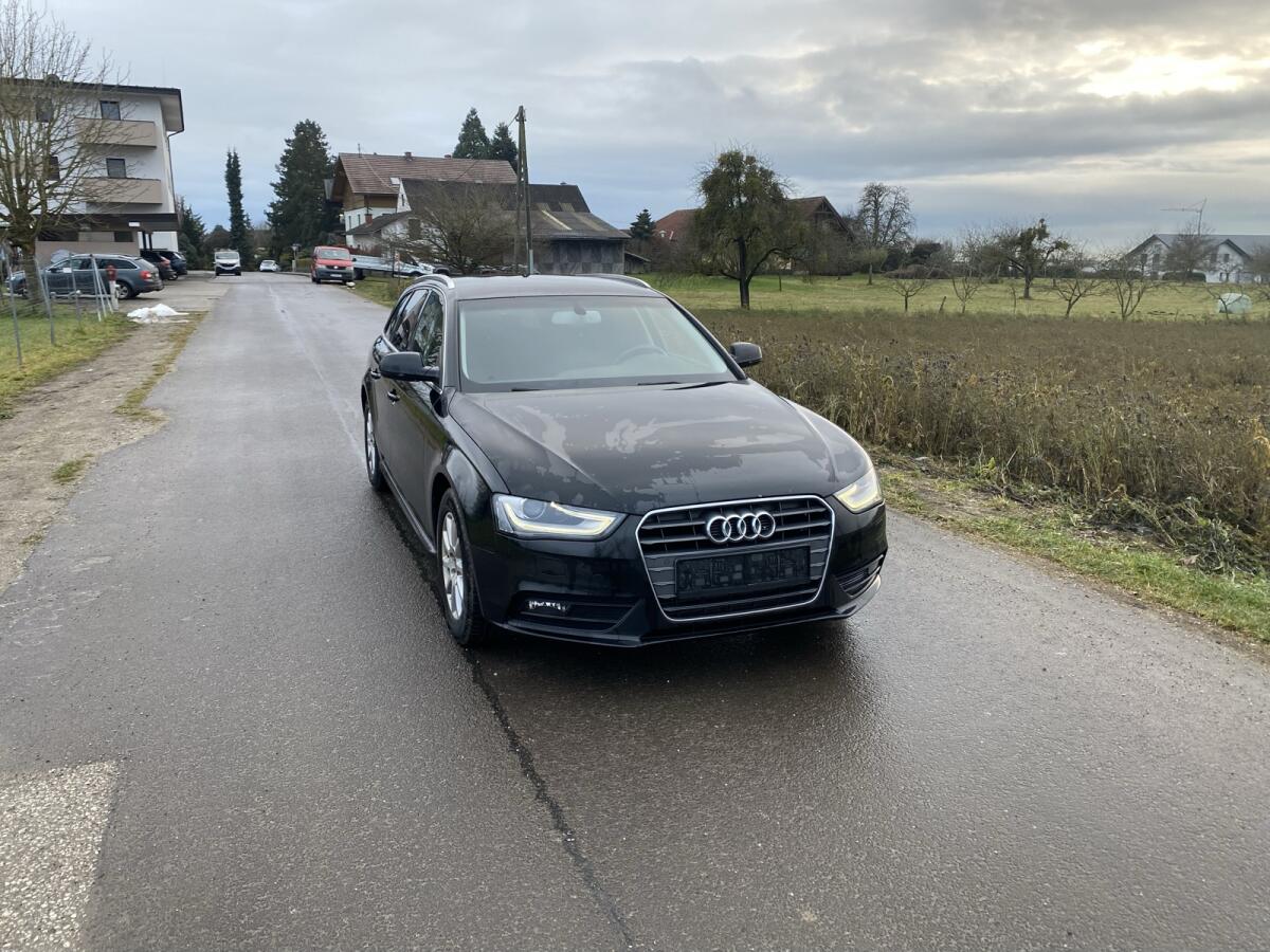 Audi A4 2,0 l B8 2