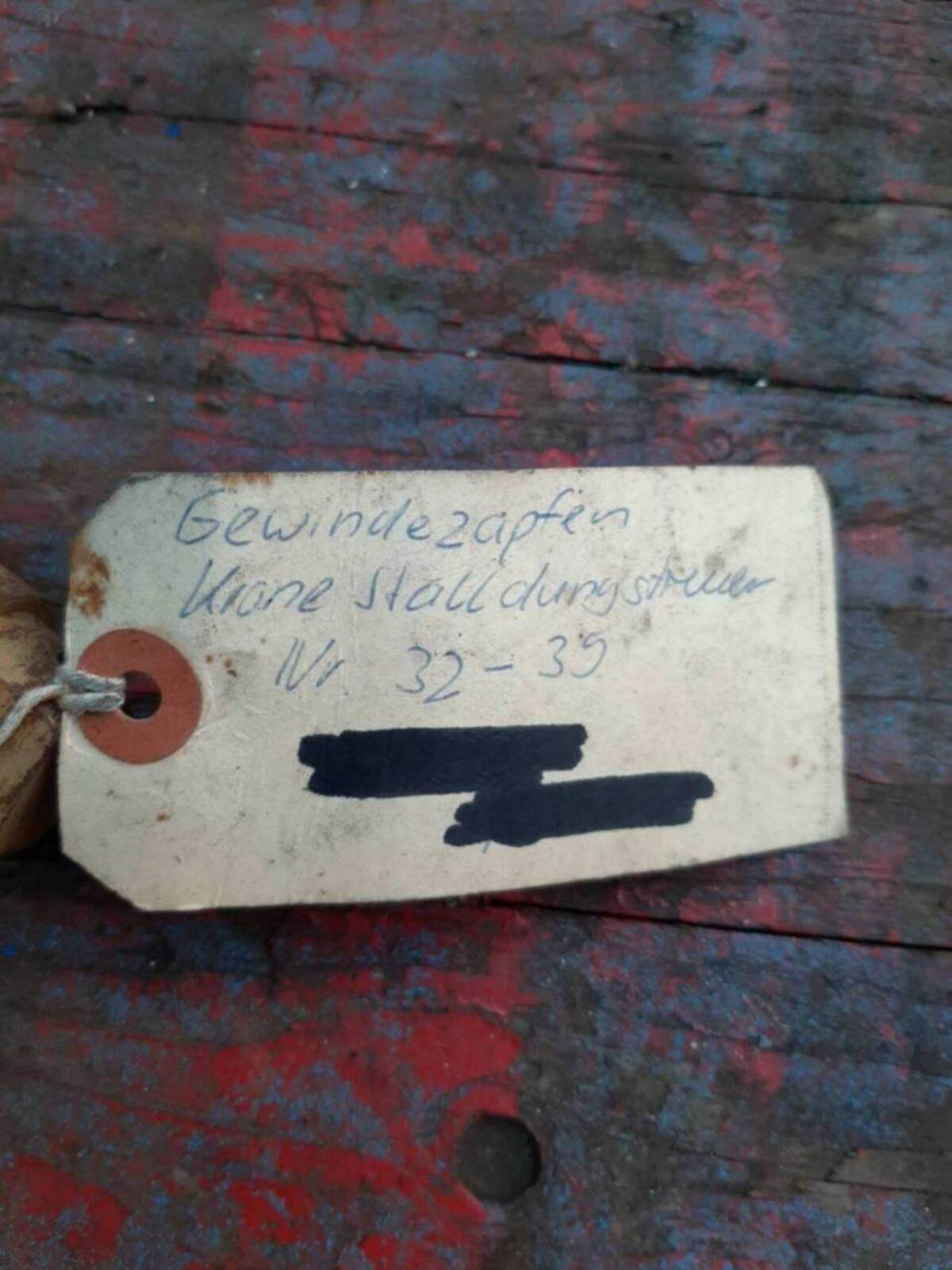 Anschweißstummel Krone Miststreuer 3