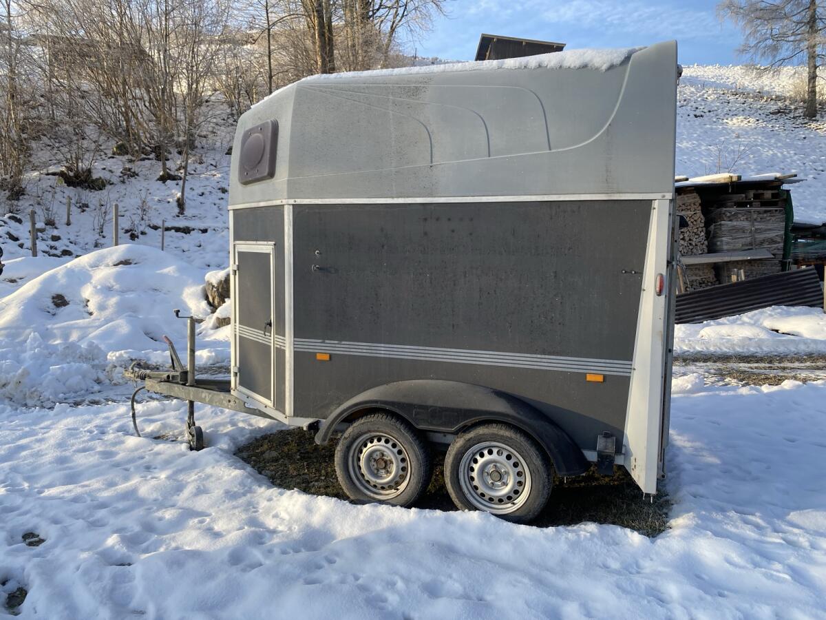 Pferdeanhänger Viehanhänger Humbaur Rapid 2