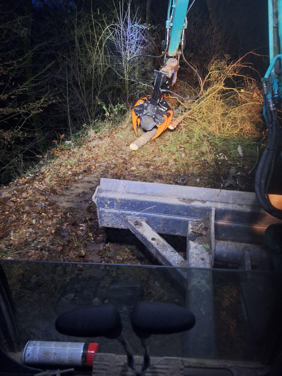 Energieholzernte und Vermietung KX Fällgreifer 3