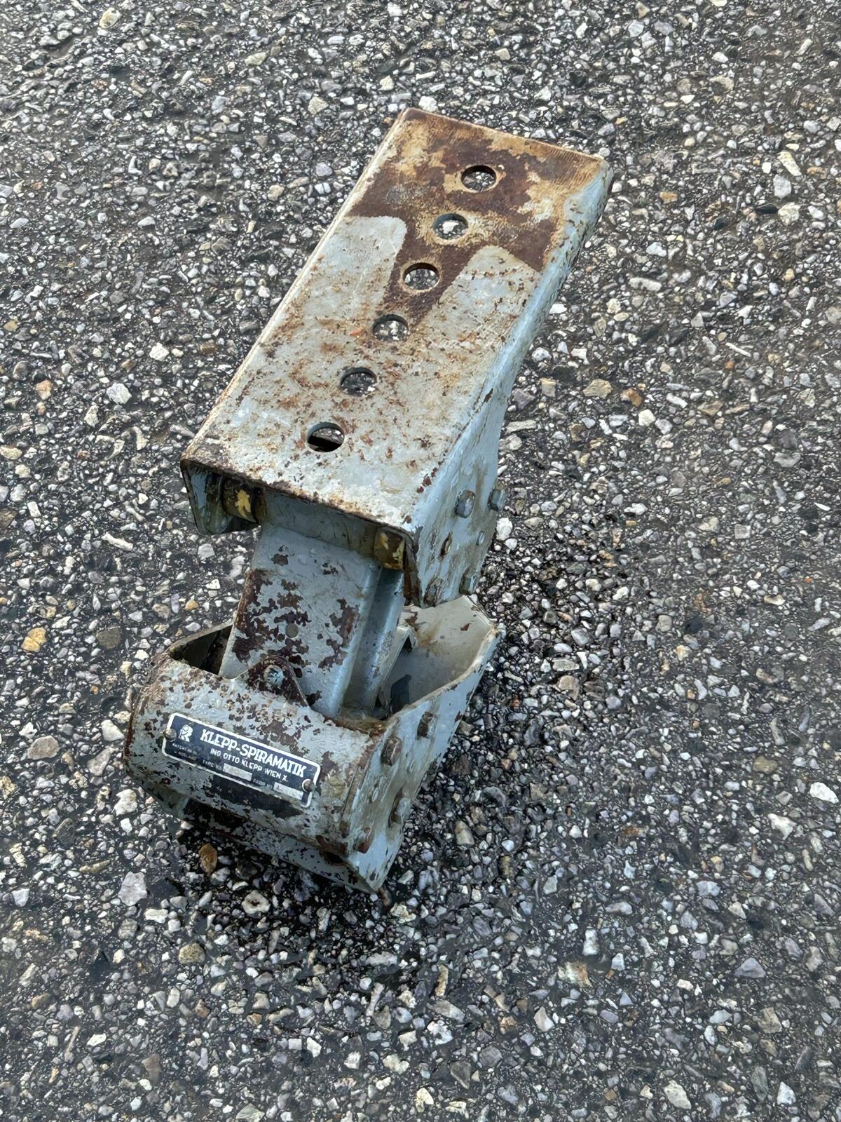 Federelement Sitzkonsole Steyr Klepp Spiramatik 3